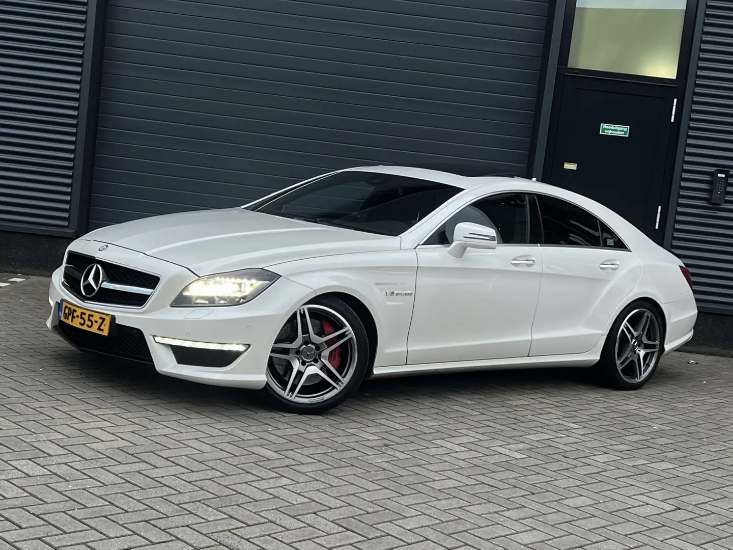 Mercedes-Benz CLS 63 AMG Performance & drivers package Blanc - 1
