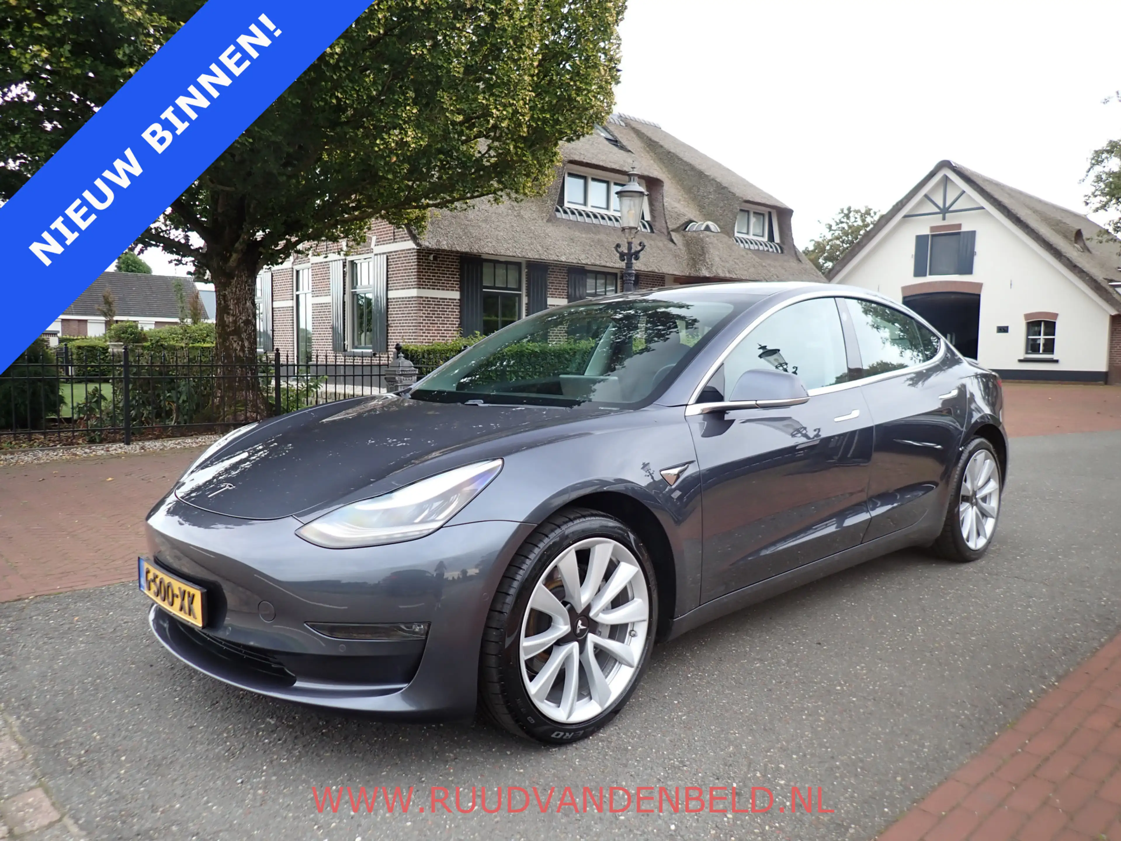 Tesla Model 3 Long Range AWD 75 kWh SOH 90% / AUTOPILOT / 19'' S