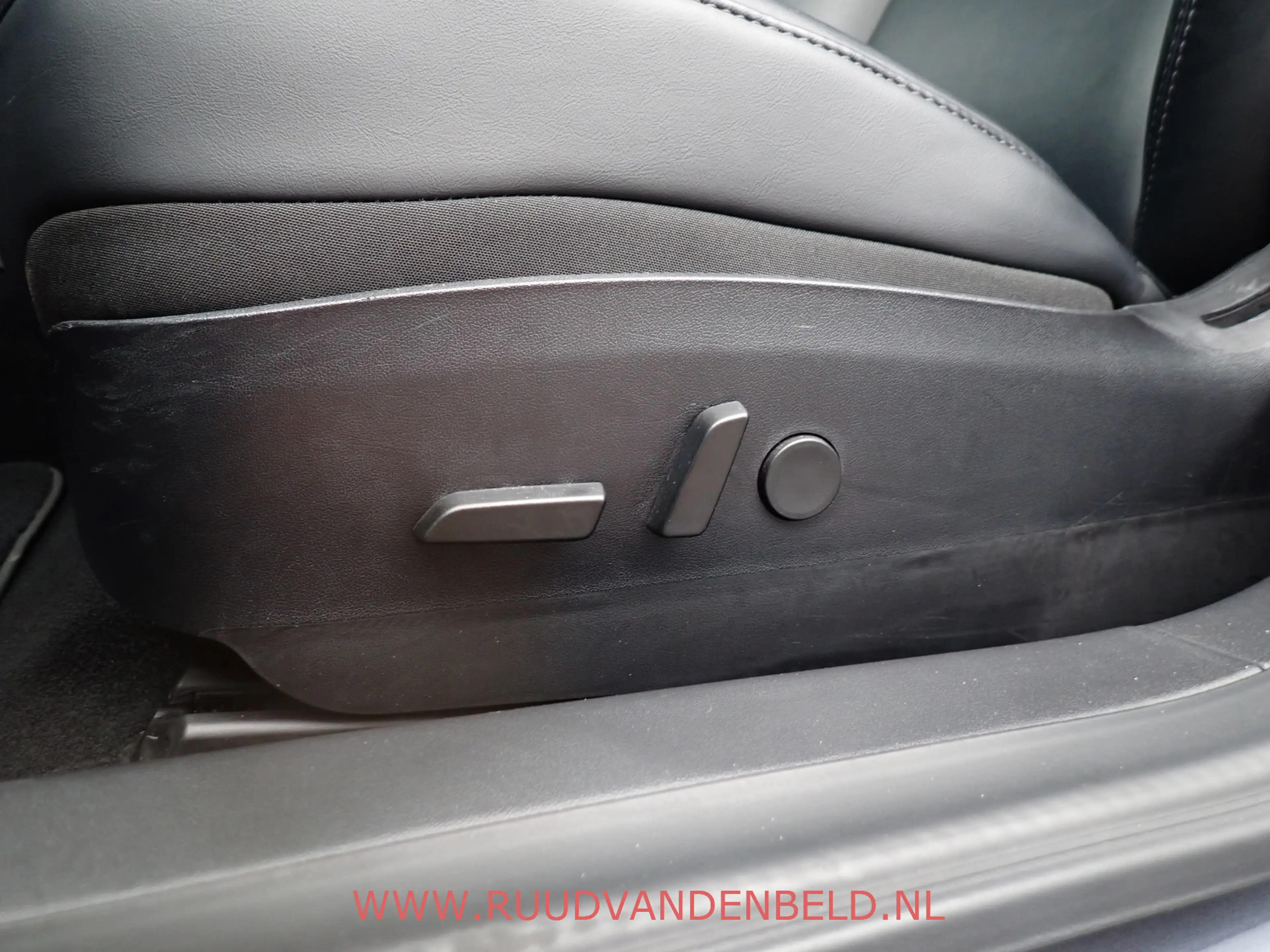 Tesla Model 3 Long Range AWD 75 kWh SOH 90% / AUTOPILOT / 19'' S — photo 15