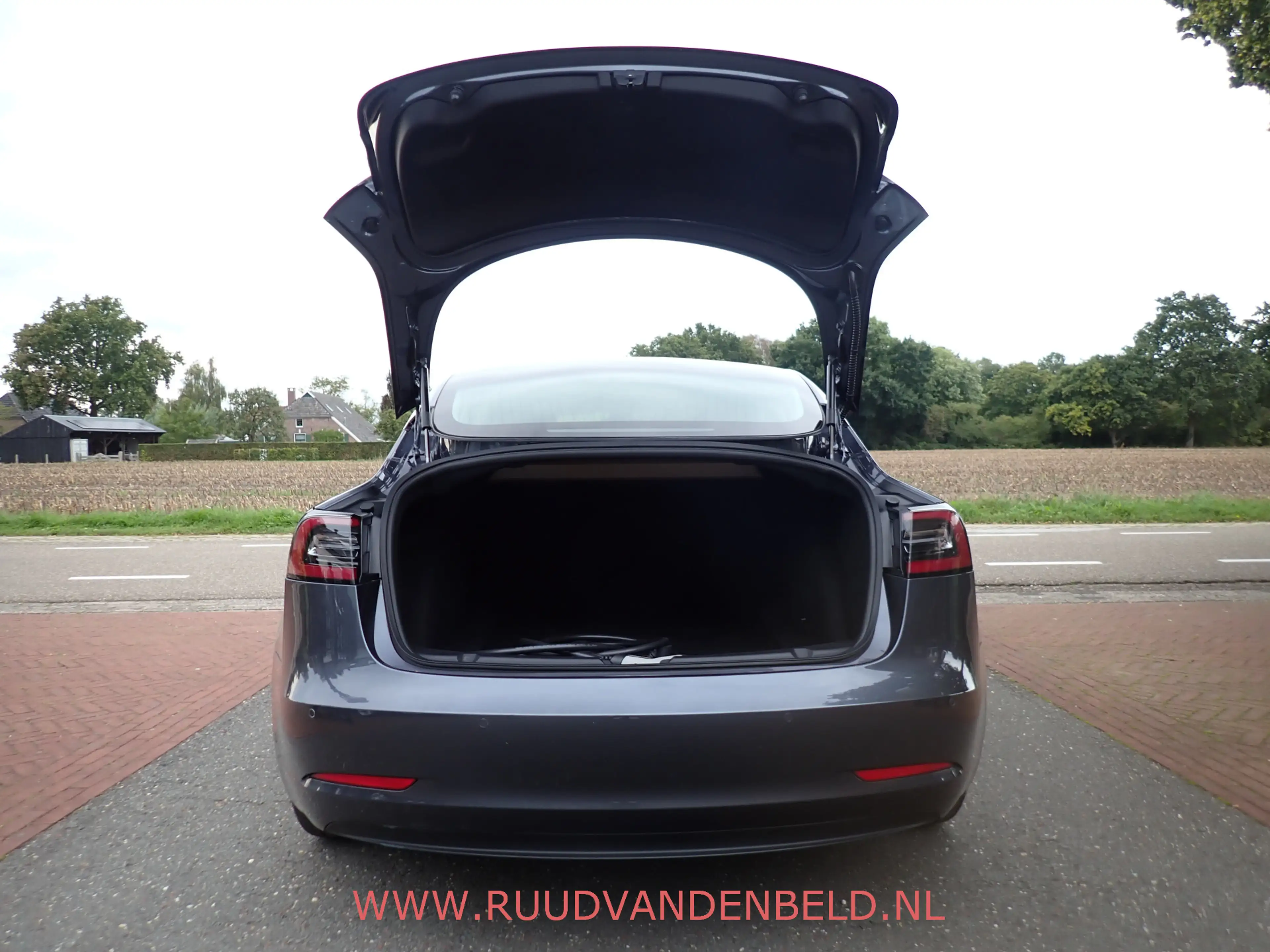 Tesla Model 3 Long Range AWD 75 kWh SOH 90% / AUTOPILOT / 19'' S — photo 33