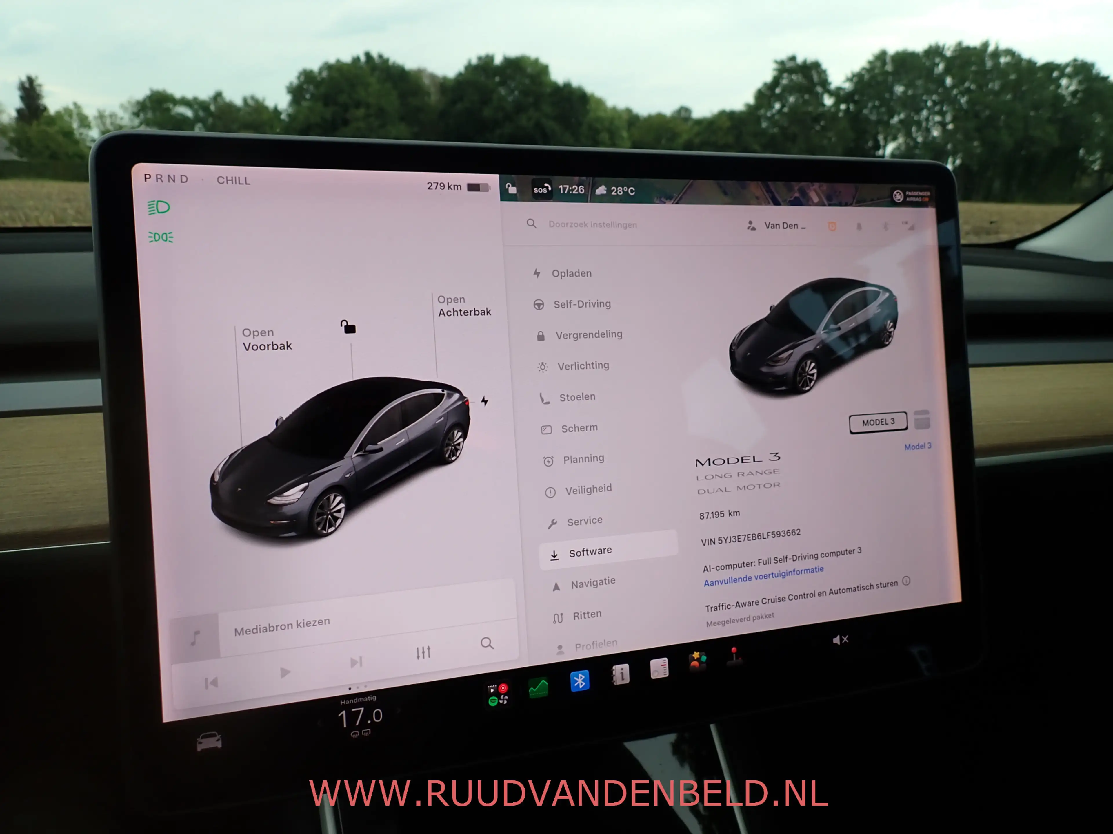 Tesla Model 3 Long Range AWD 75 kWh SOH 90% / AUTOPILOT / 19'' S — photo 21