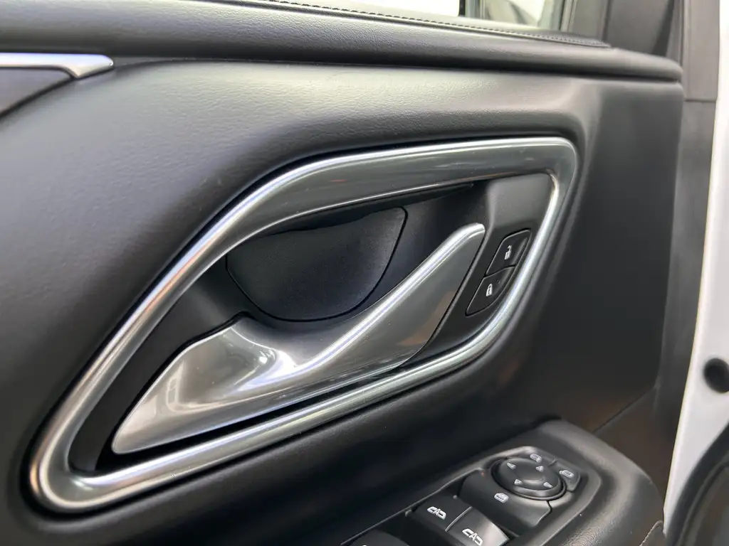 2023 Chevrolet Suburban LS | AM/FM Radio | Dual Climate Control | — photo 6