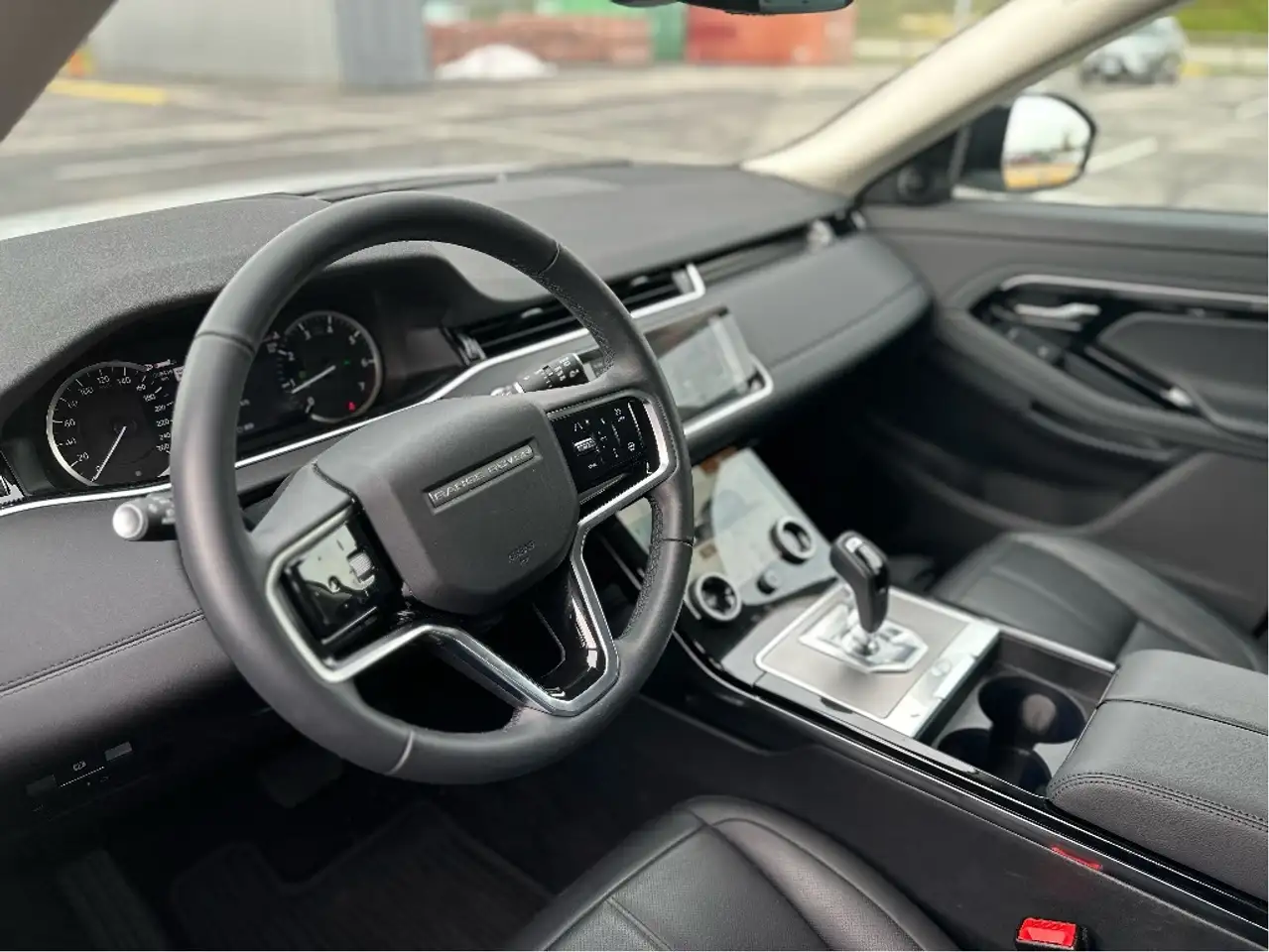 Land Rover Range Rover Evoque снимка Land Rover Range Rover Evoque