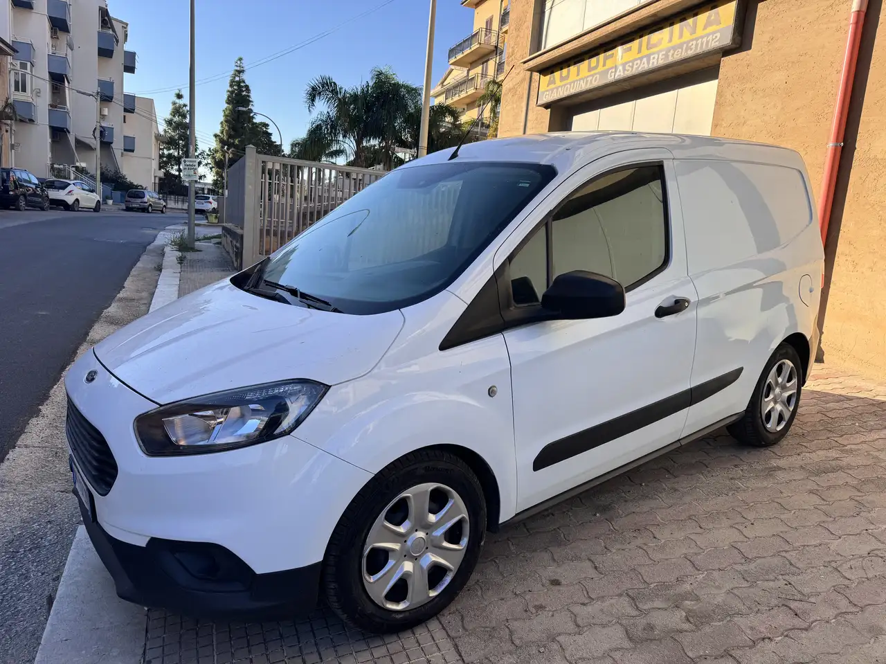 Ford Courier