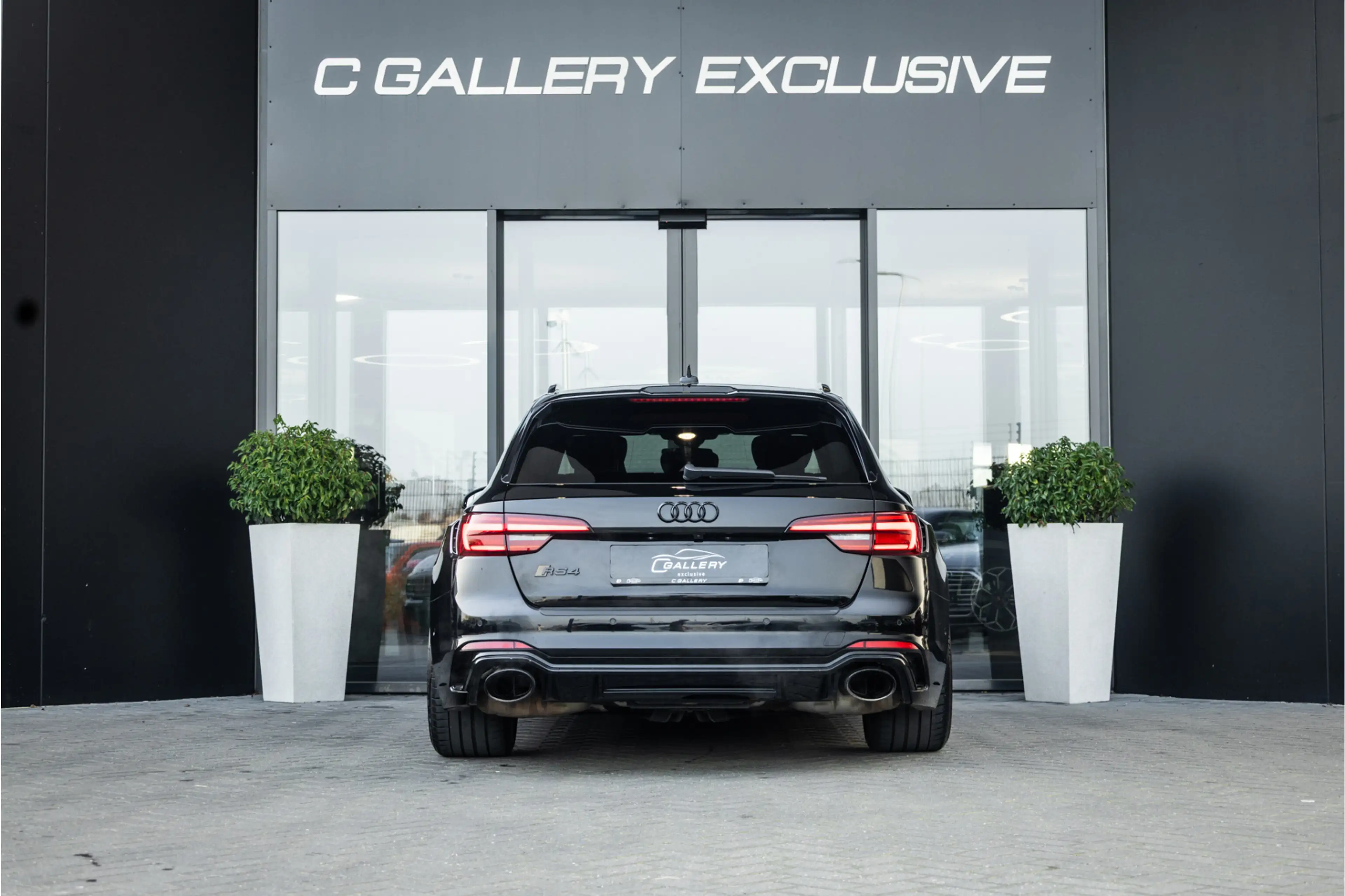 Audi RS4 Avant 2.9 TFSI quattro - Panorama | B&O | Massage — photo 6
