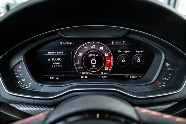 Audi RS4 Avant view 12