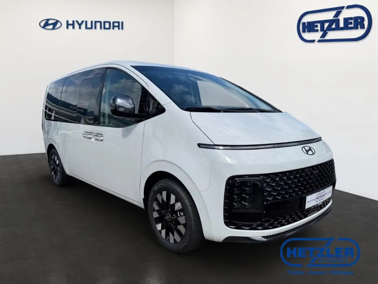 Hyundai STARIA Signature Hybrid 2WD 1.6 T-GDI EU6e 7-Sitzer Leder 2