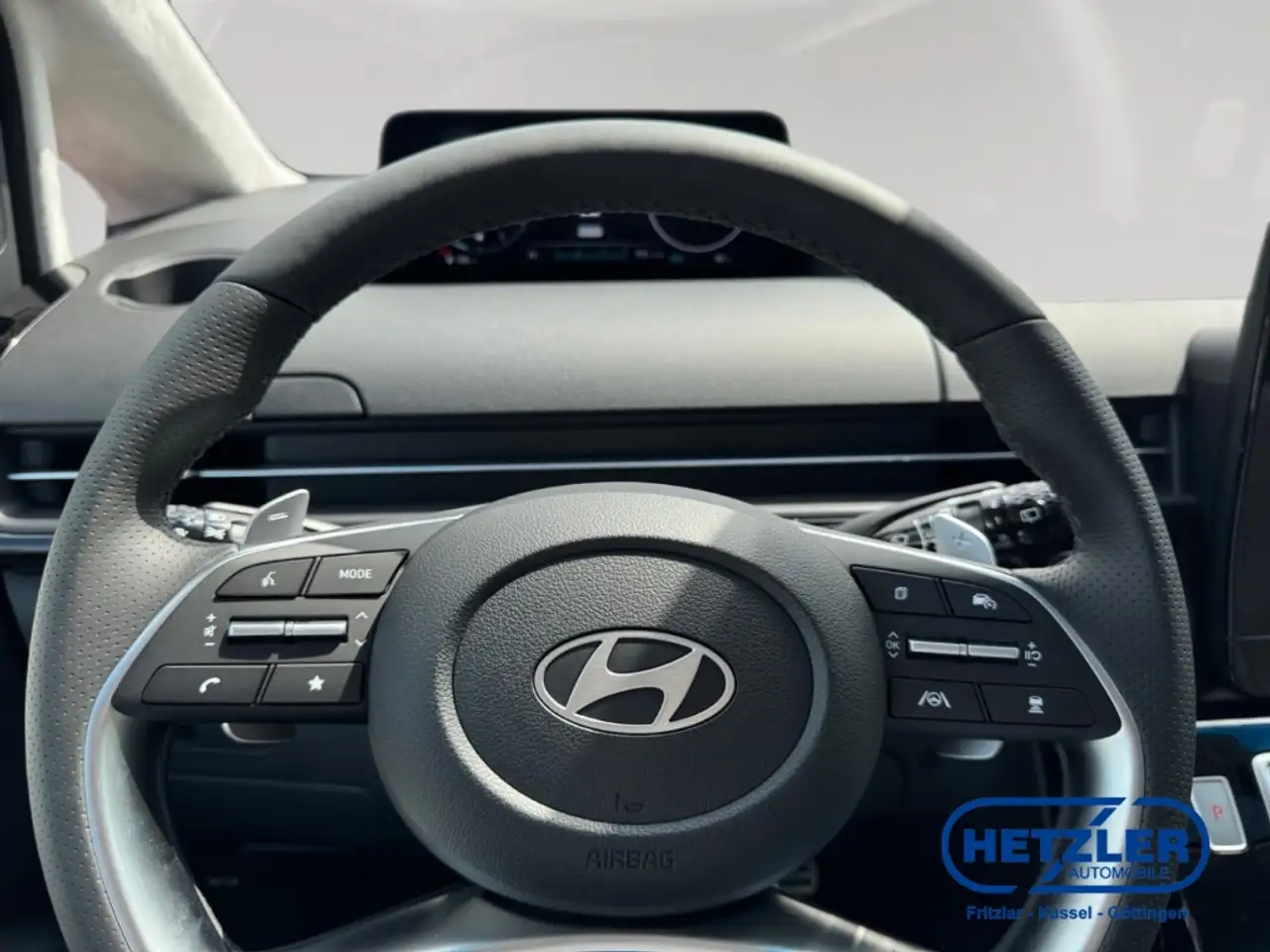 Hyundai STARIA Signature Hybrid 2WD 1.6 T-GDI EU6e 7-Sitzer Leder 8