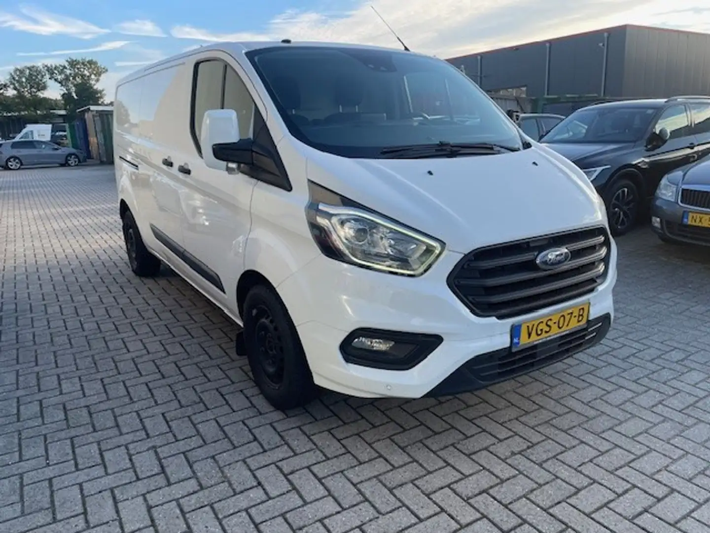 Ford Transit Custom 320 2.0 TDCI L2H1  Euro 6 | Export / WhatsApp  + Blanc - 1