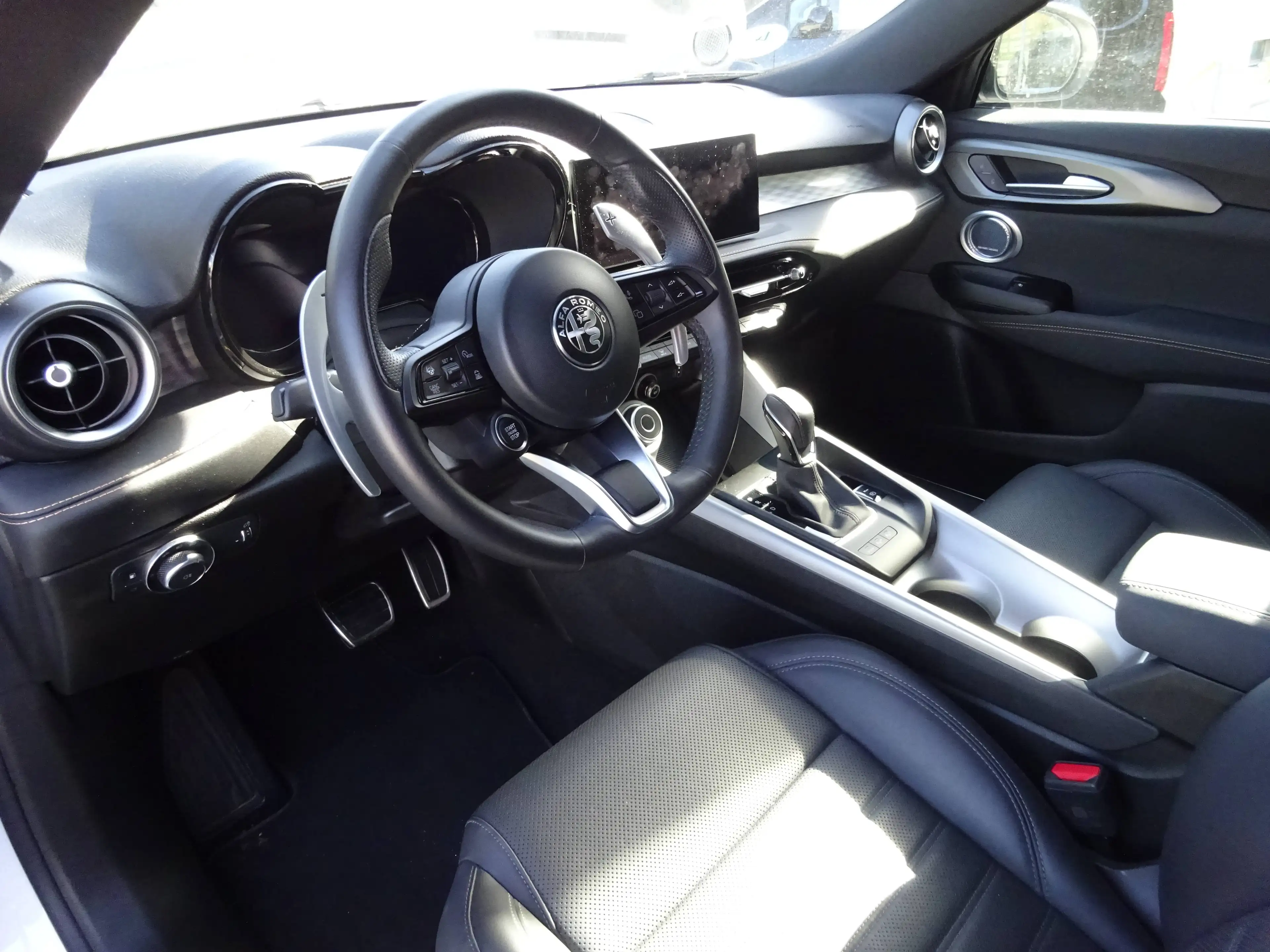 Alfa Romeo Tonale Tonale Veloce 1.3 T4 PHEV VGT e-AWD Veloce — photo 3