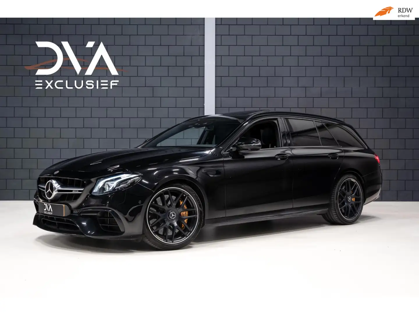 Mercedes-Benz E 63 AMG S 4MATIC Premium Plus Zwart - 1