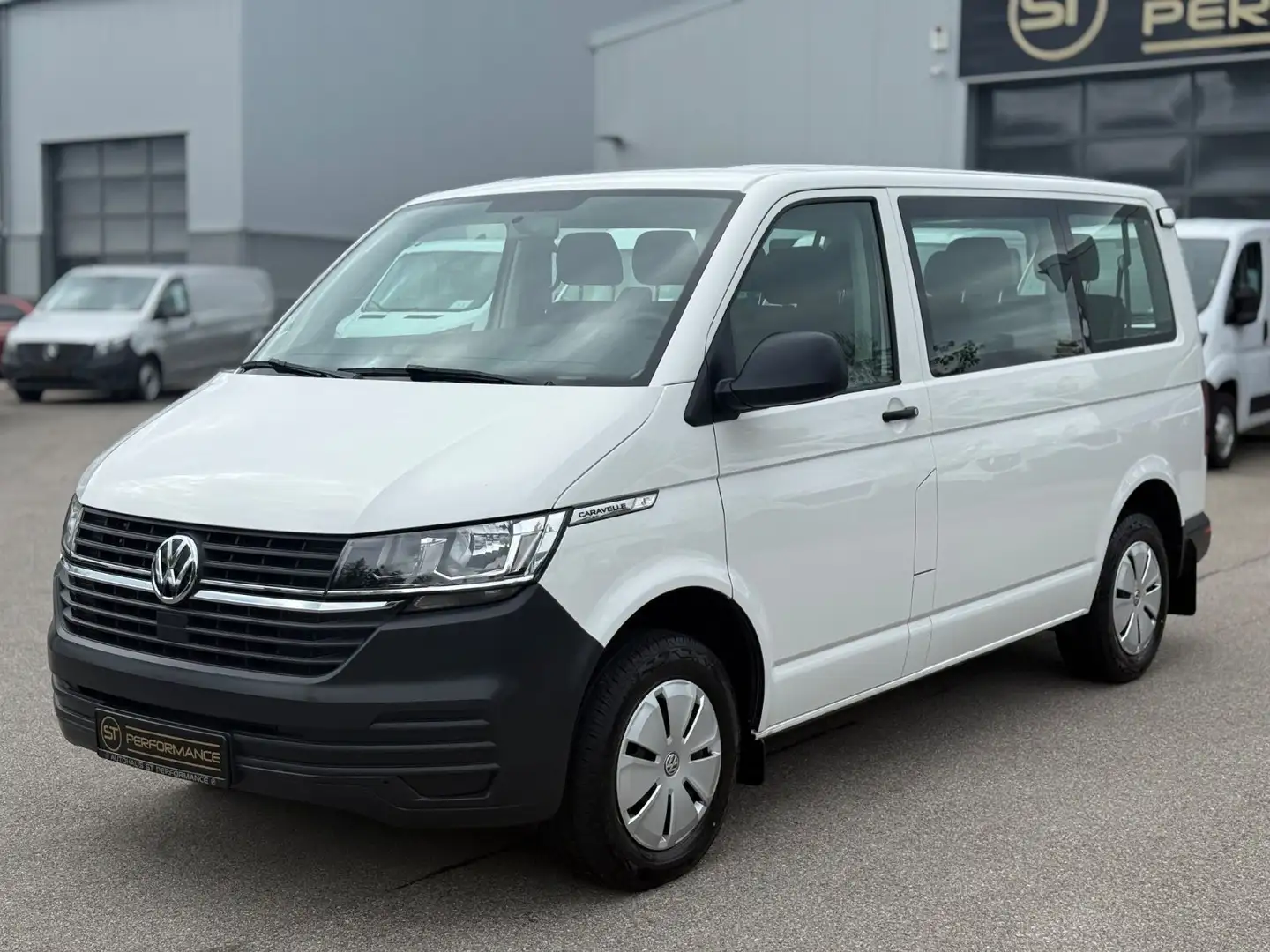 Volkswagen T6 Caravelle T6.1 Caravelle 2.0 TDI KLIMA 9-SITZER PDC 1HAND Weiß - 1