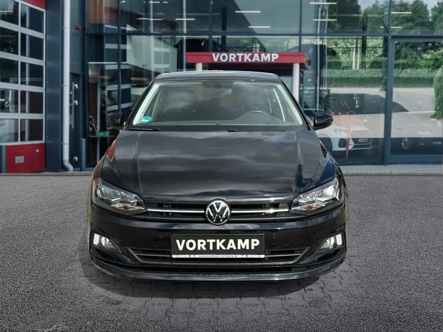 Volkswagen Polo 1.0 TSI CARPLAY/PDC/STOELVERW Zwart - 2