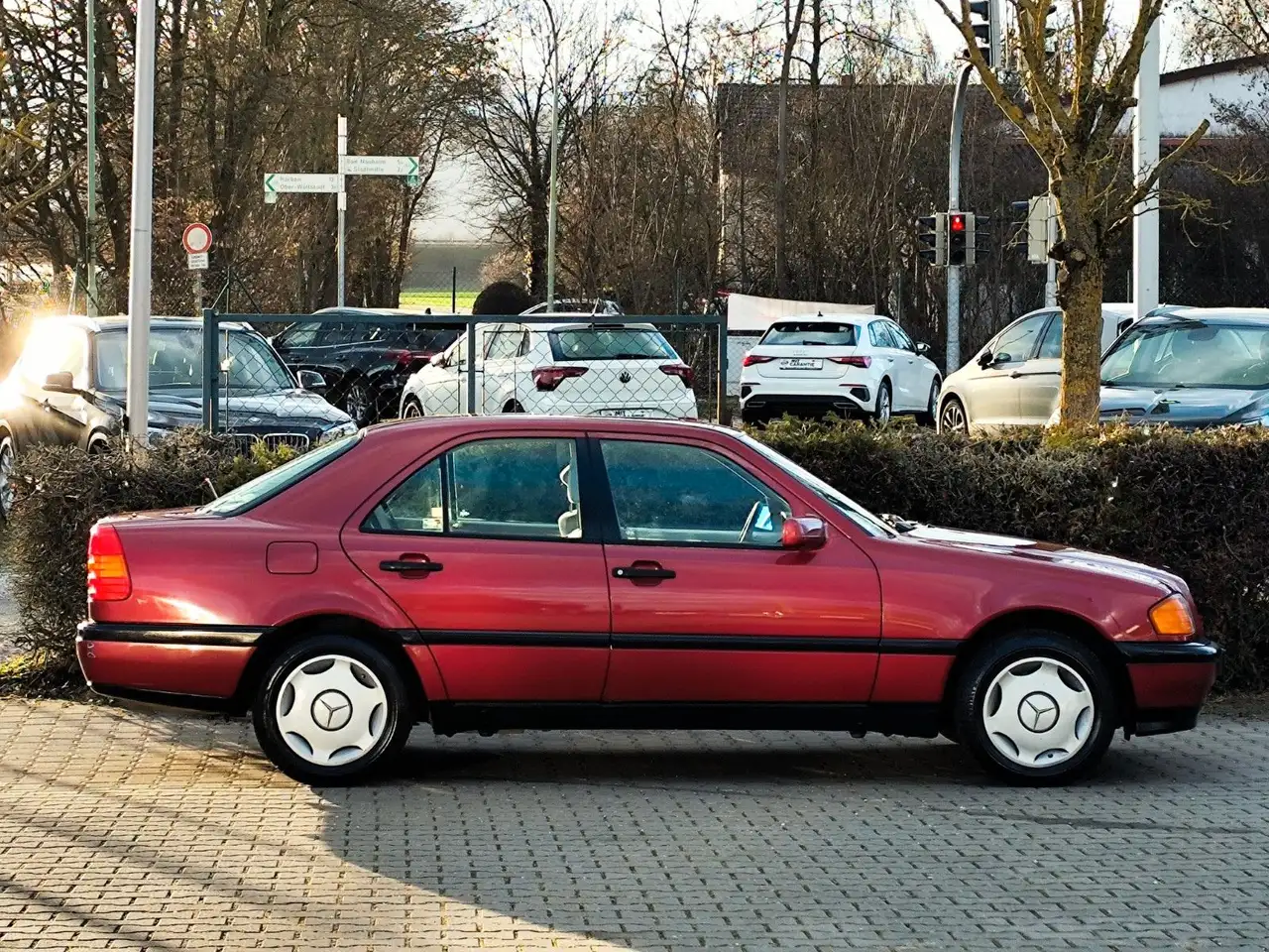 Mercedes-Benz C 180 ELEGANCE *1.Hand*, foto 2