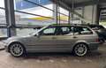 BMW 320 i touring Grau - thumbnail 2