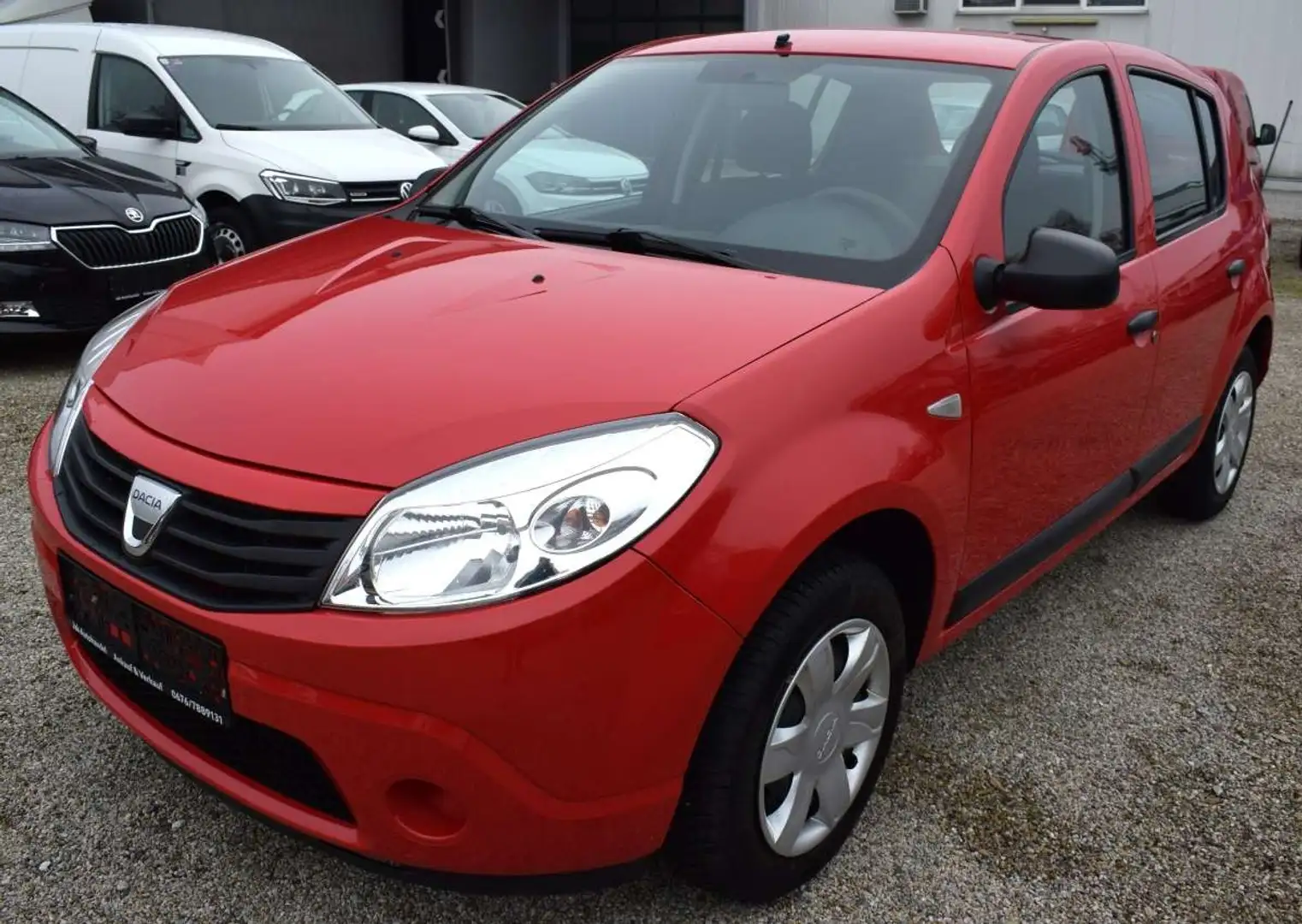 Dacia Sandero Ambiance 1,2 16V Rot - 1