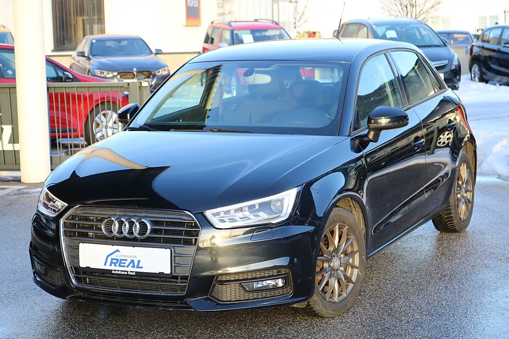 Audi A1 SB 1,4 TDI ultra Schwarz - 1
