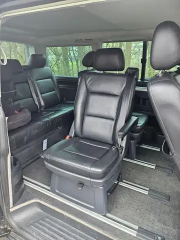 Volkswagen California view 26