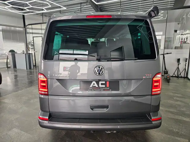 Volkswagen California view 8