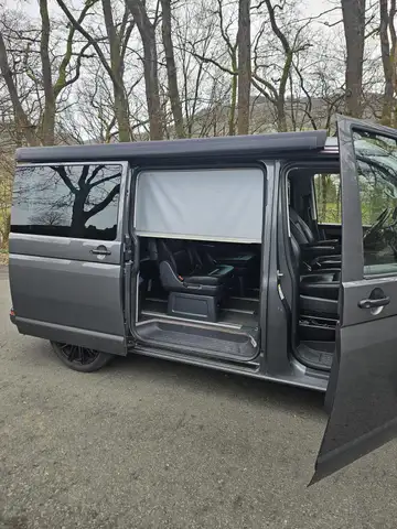 Volkswagen California view 14