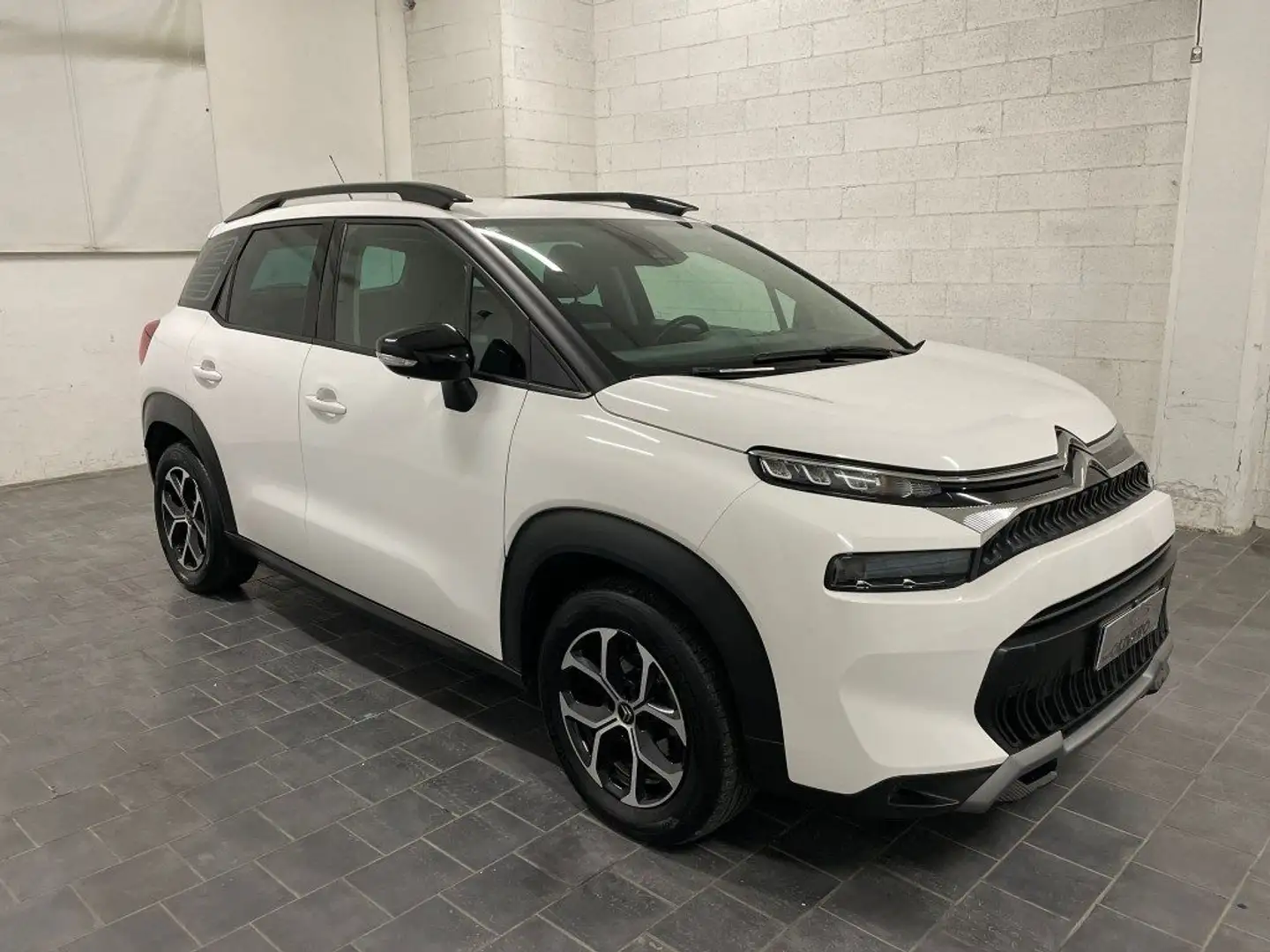 Citroen C3 Aircross 1.5 BlueHDi 110cv Shine Blanc - 1