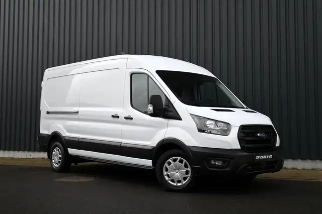 Ford Transit main image