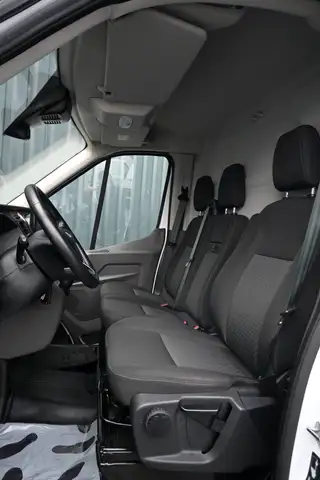 Ford Transit view 10