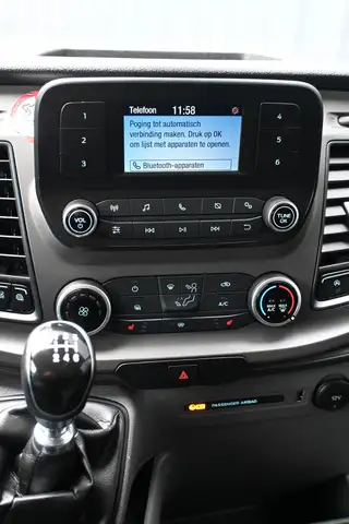 Ford Transit view 12