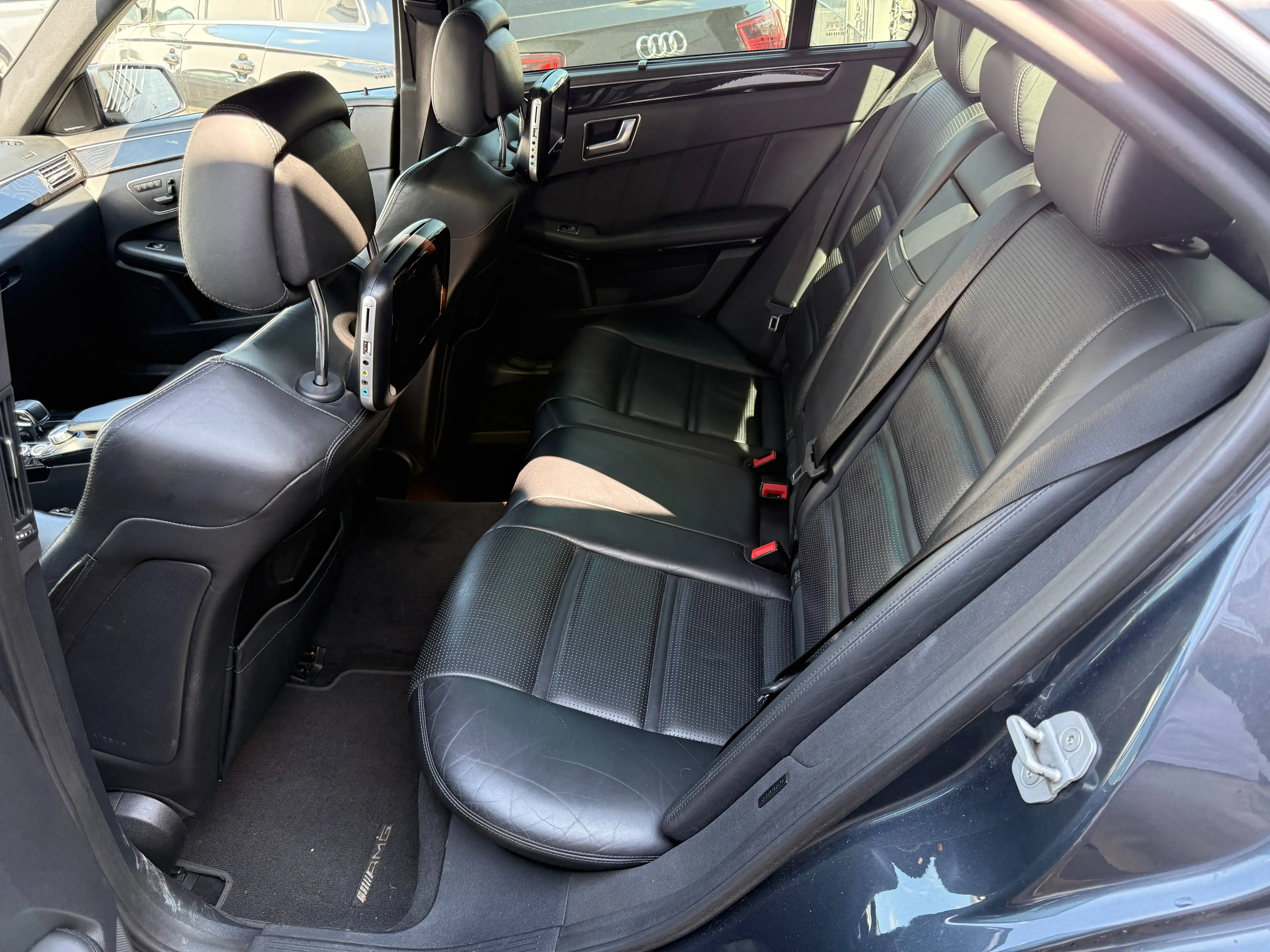 Mercedes-Benz E 63 AMG E 63 AMG| TÜV Neu| Finanz. ab 249€| Pano| Sitzbelüftung — photo 10