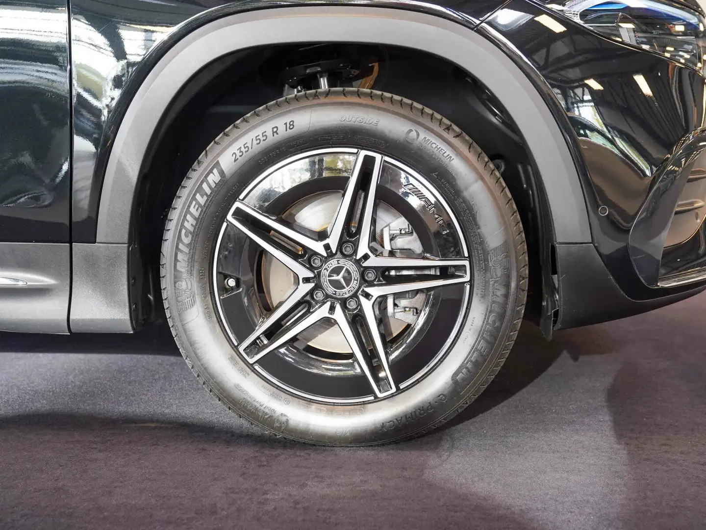 Mercedes-Benz EQB 350 EQB 350 4M AMG Distronic 360° Klimaautomatik AHK Noir - 2