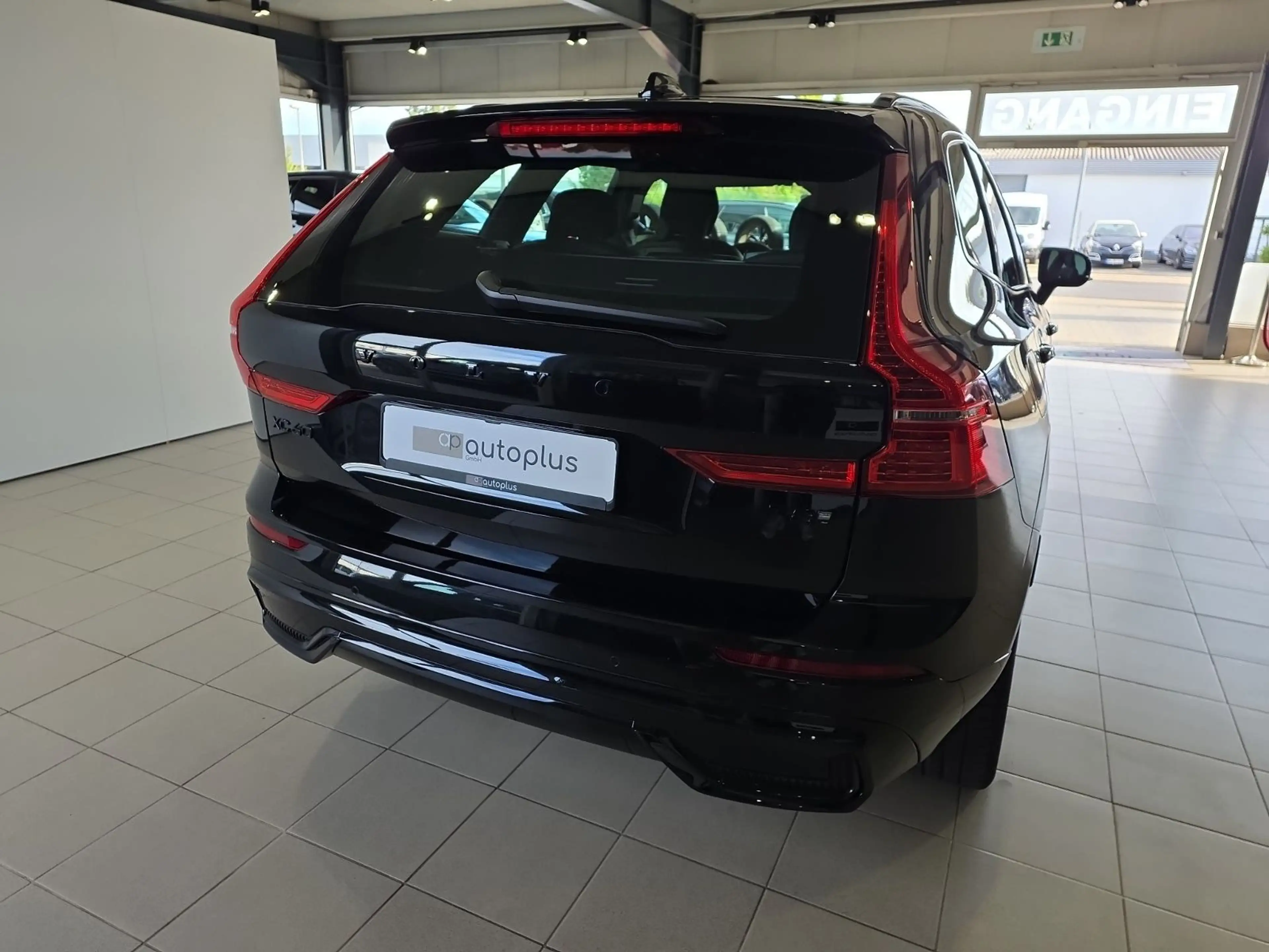 Volvo XC60 T8 Plus Black Edition Recharge AWD Kamera — photo 7