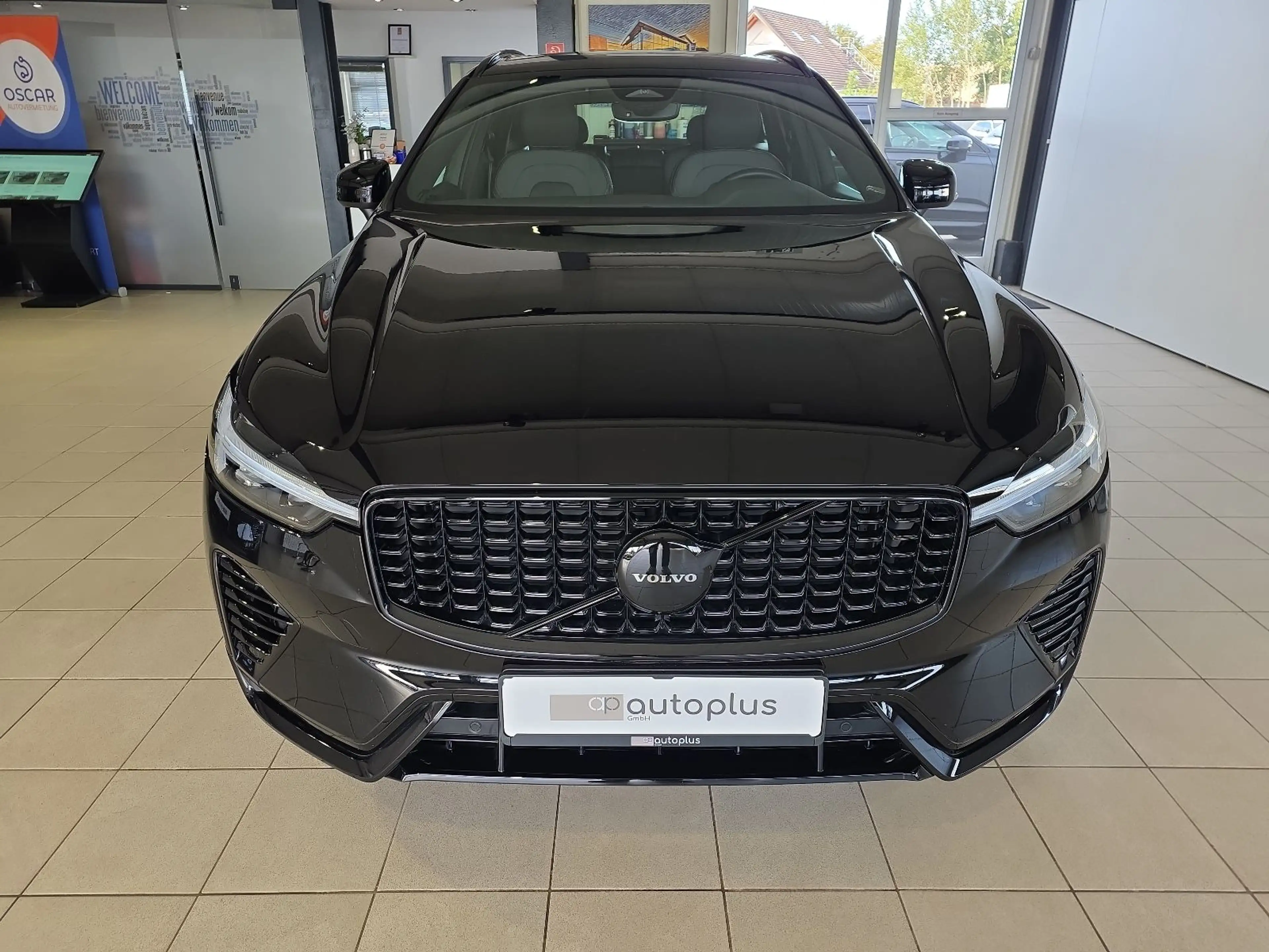 Volvo XC60 T8 Plus Black Edition Recharge AWD Kamera — photo 3