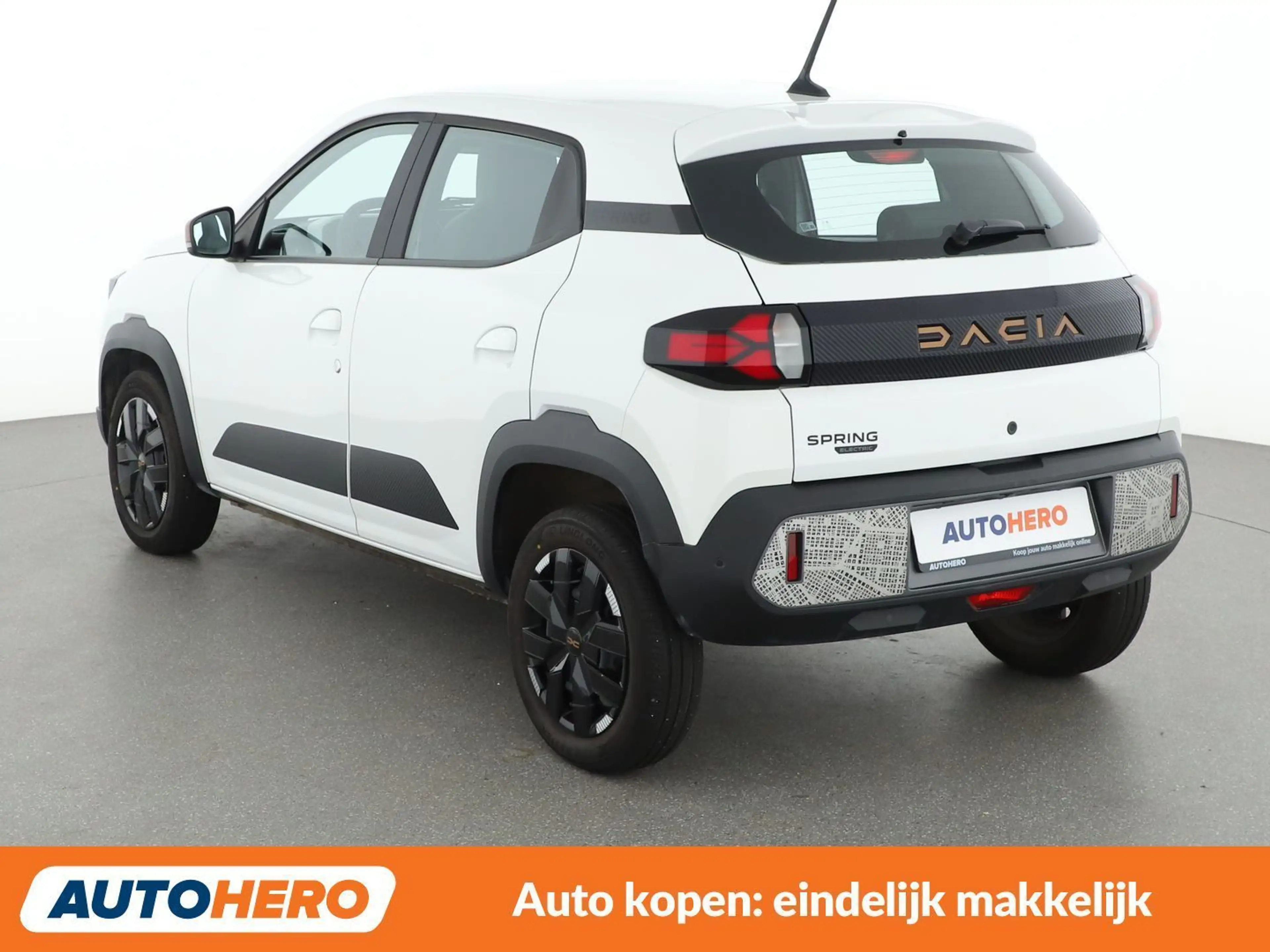 Dacia Spring electric drive 48 kW Extreme — photo 4