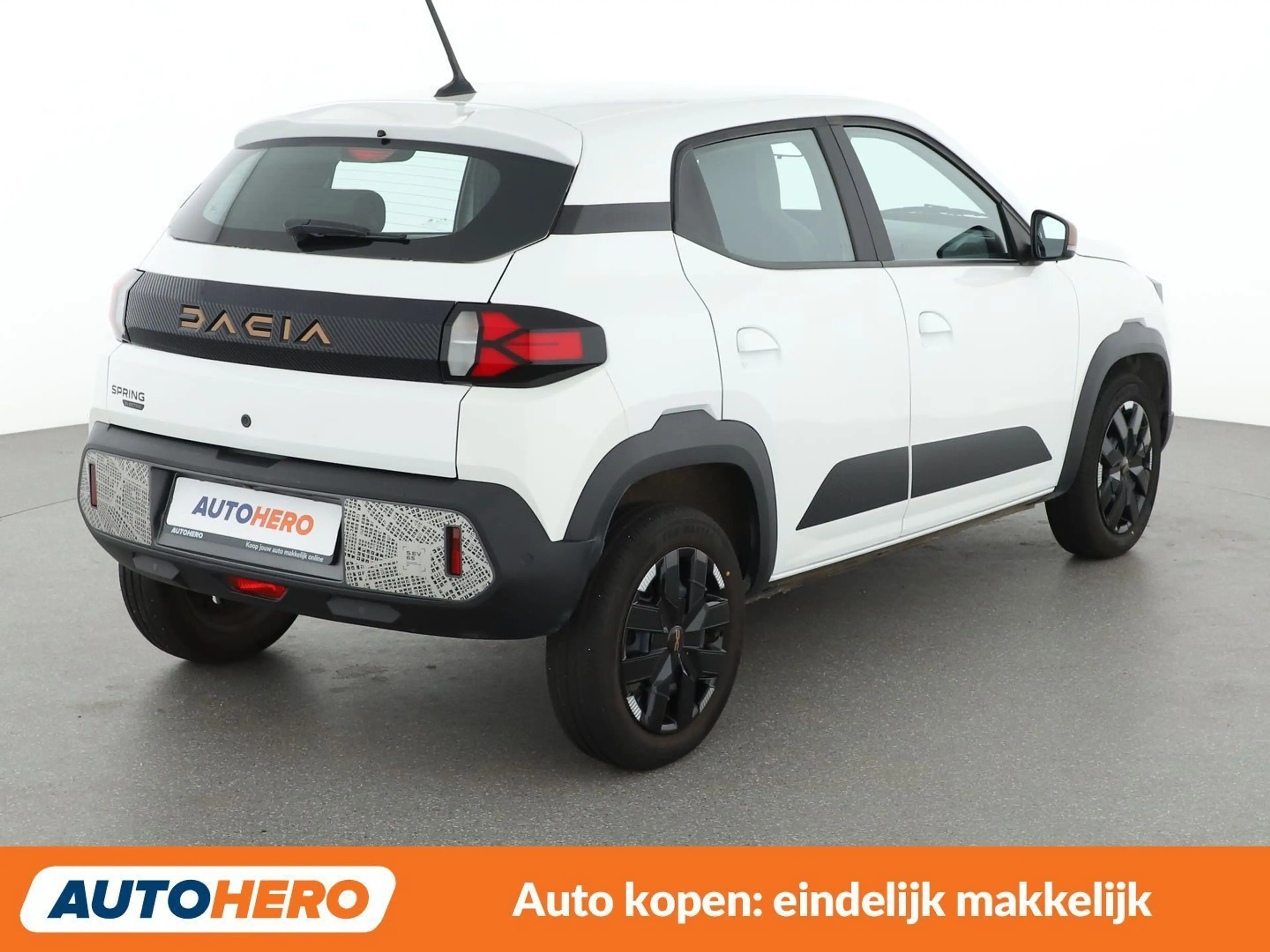Dacia Spring electric drive 48 kW Extreme — photo 7