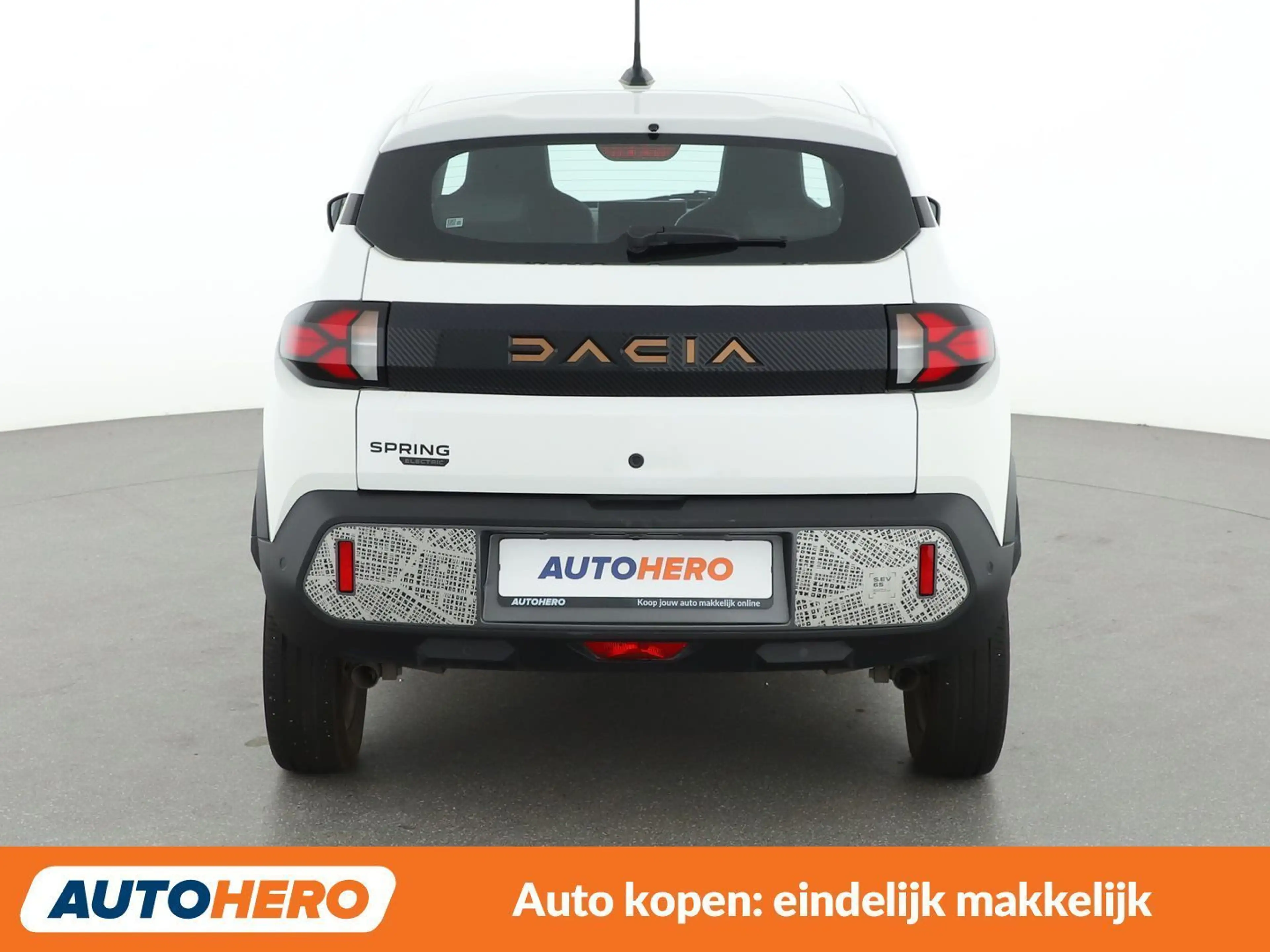 Dacia Spring electric drive 48 kW Extreme — photo 5