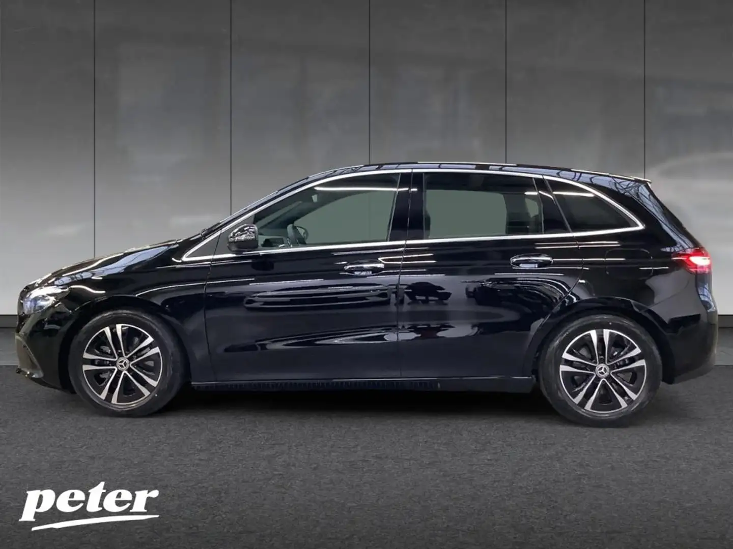 Mercedes-Benz B 220 4MATIC +PROGRESSIVE+AHK+PANO+MBUX+8G+17"+ Negro - 2