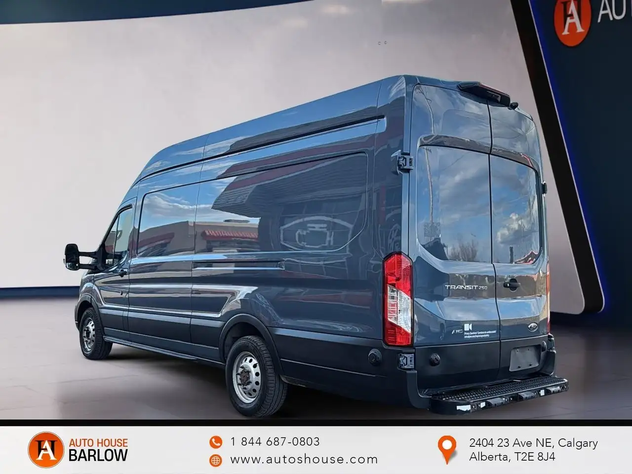 Ford Transit Cargo Van снимка Ford Transit Cargo Van