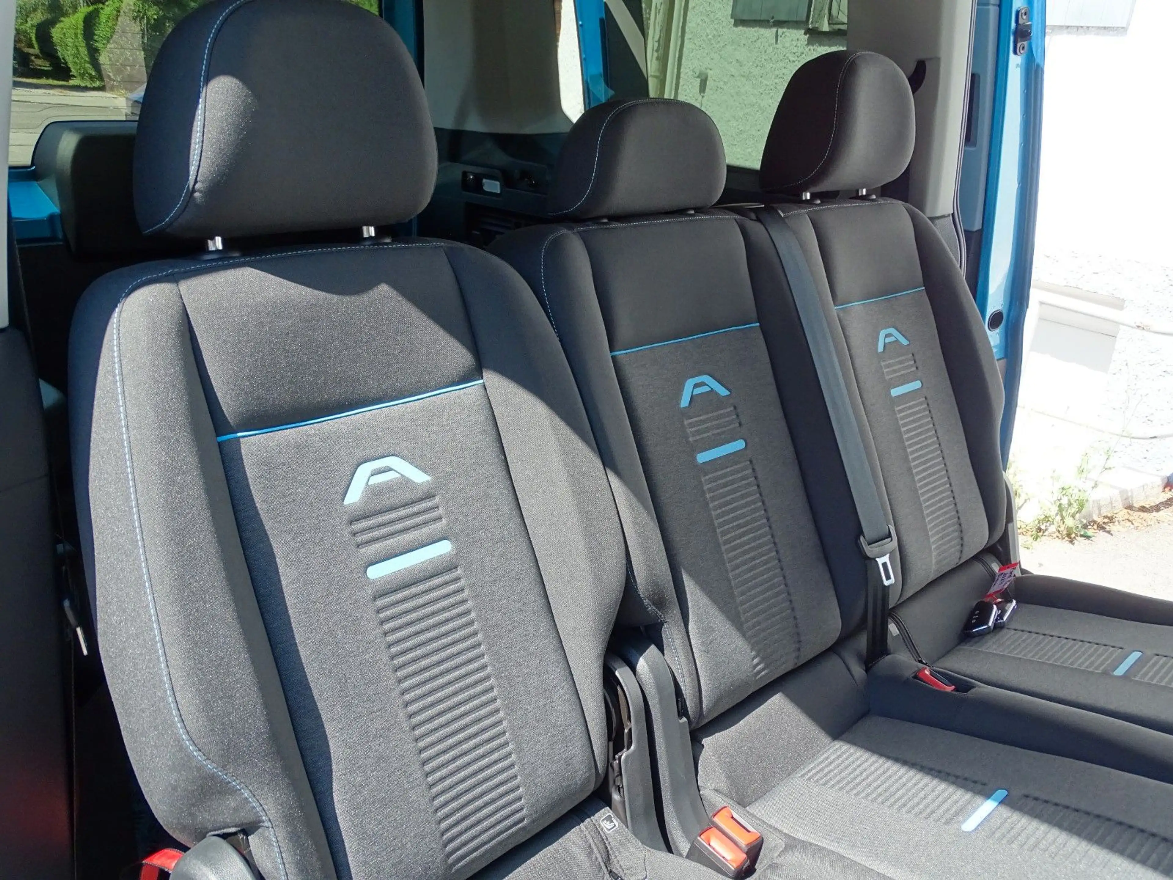 Ford Grand Tourneo Connect Active — photo 14