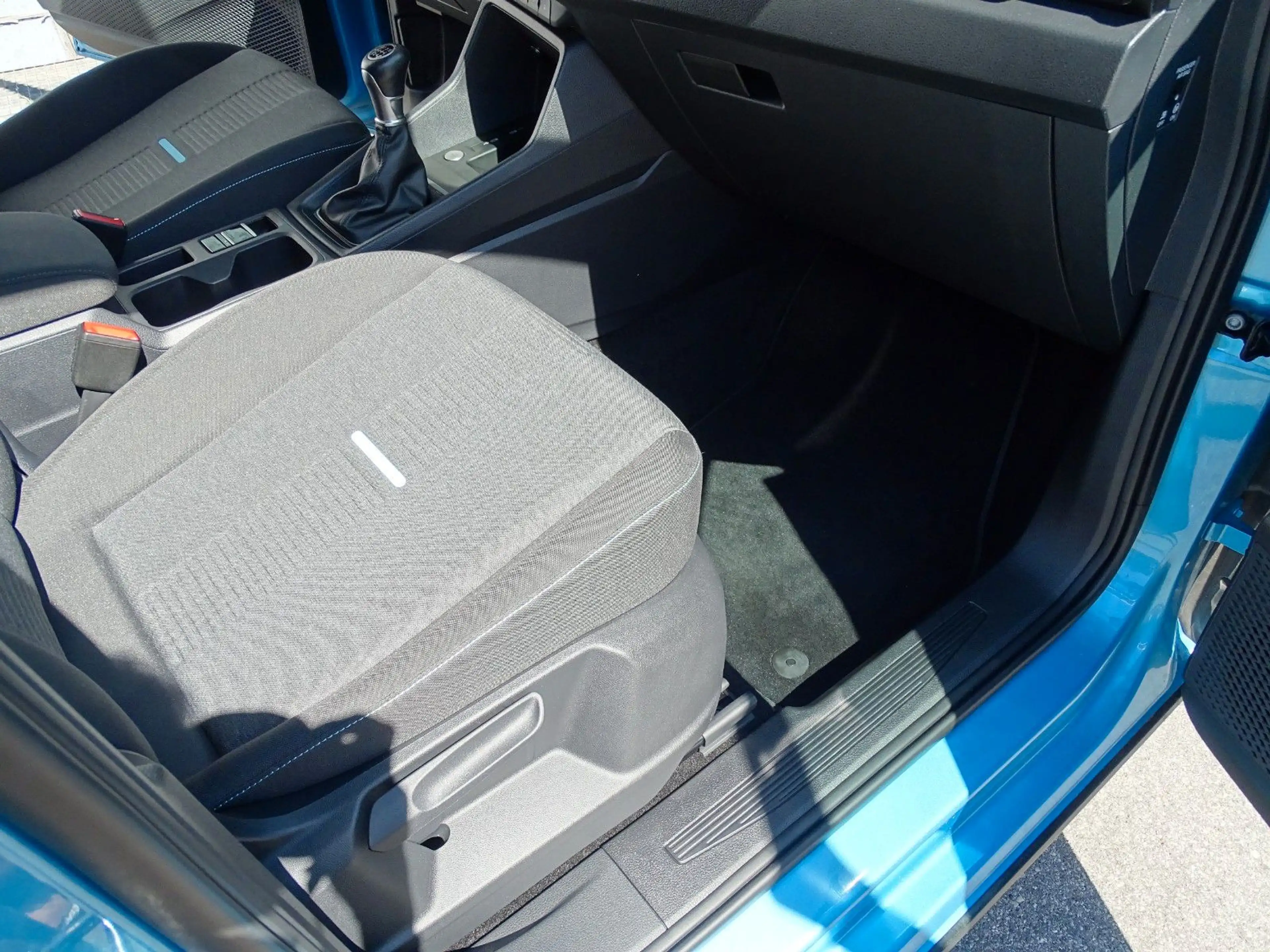 Ford Grand Tourneo Connect Active — photo 12