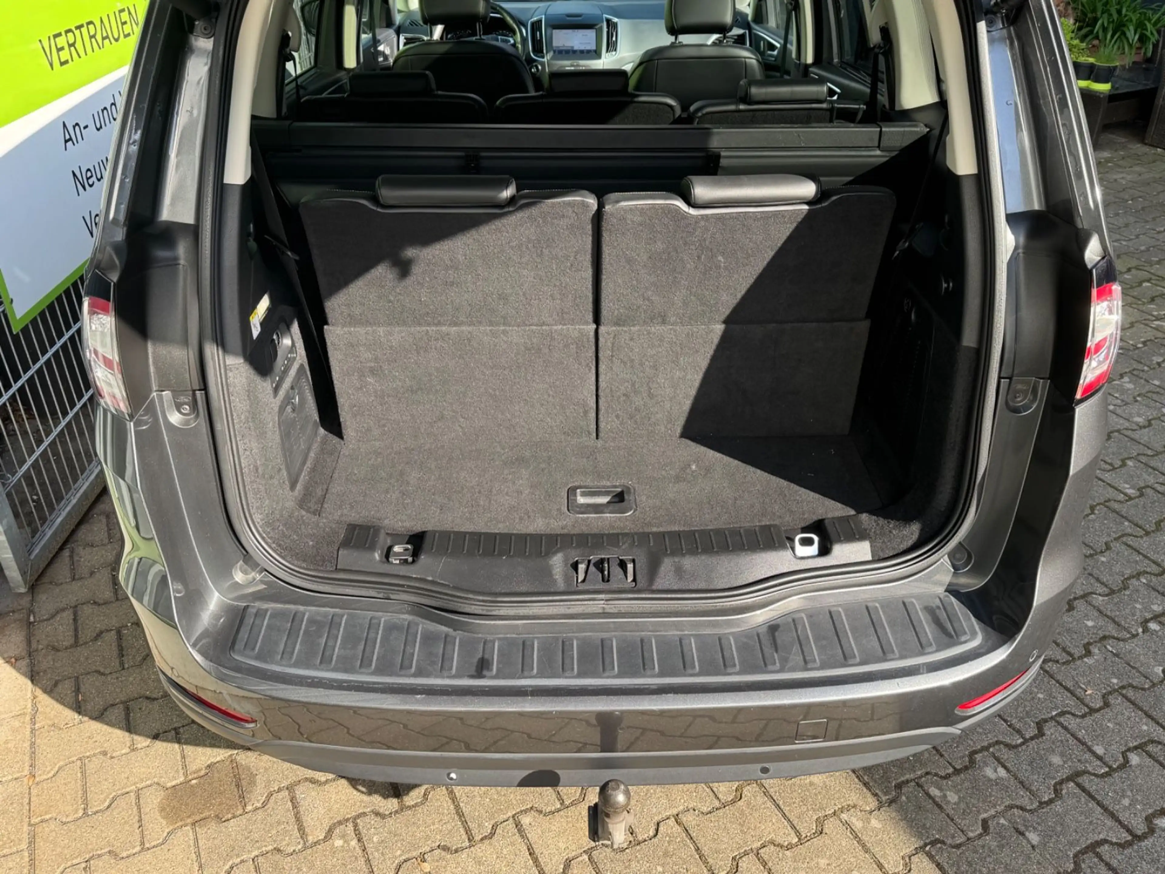 Ford Galaxy Titanium VOLL!! Navi, Leder, AHK, P-Dach — photo 14