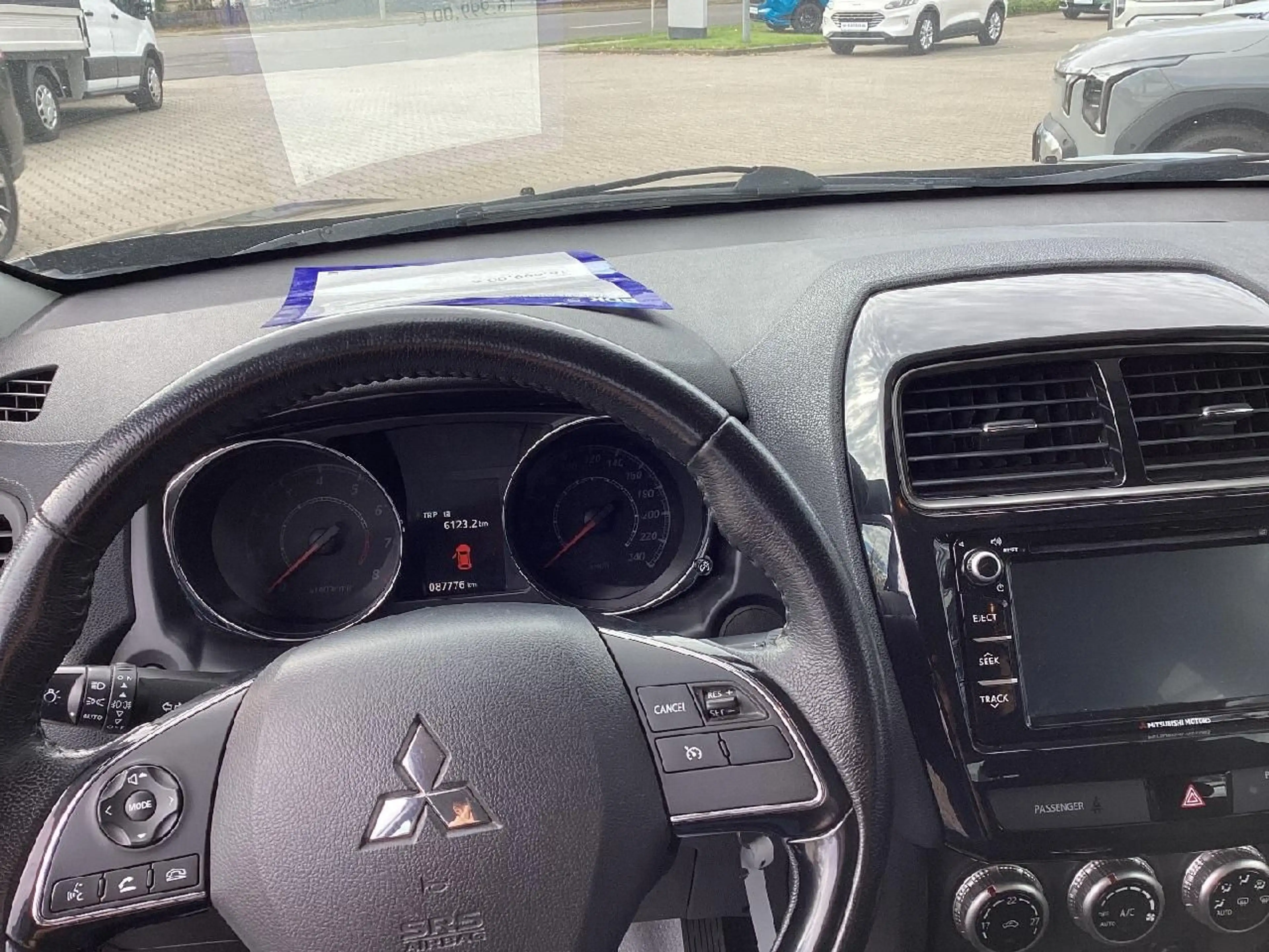 Mitsubishi ASX Intro Edition 2WD — photo 8