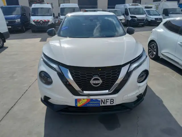 Nissan Juke 1.0 DIG-T Acenta 4x2 114
