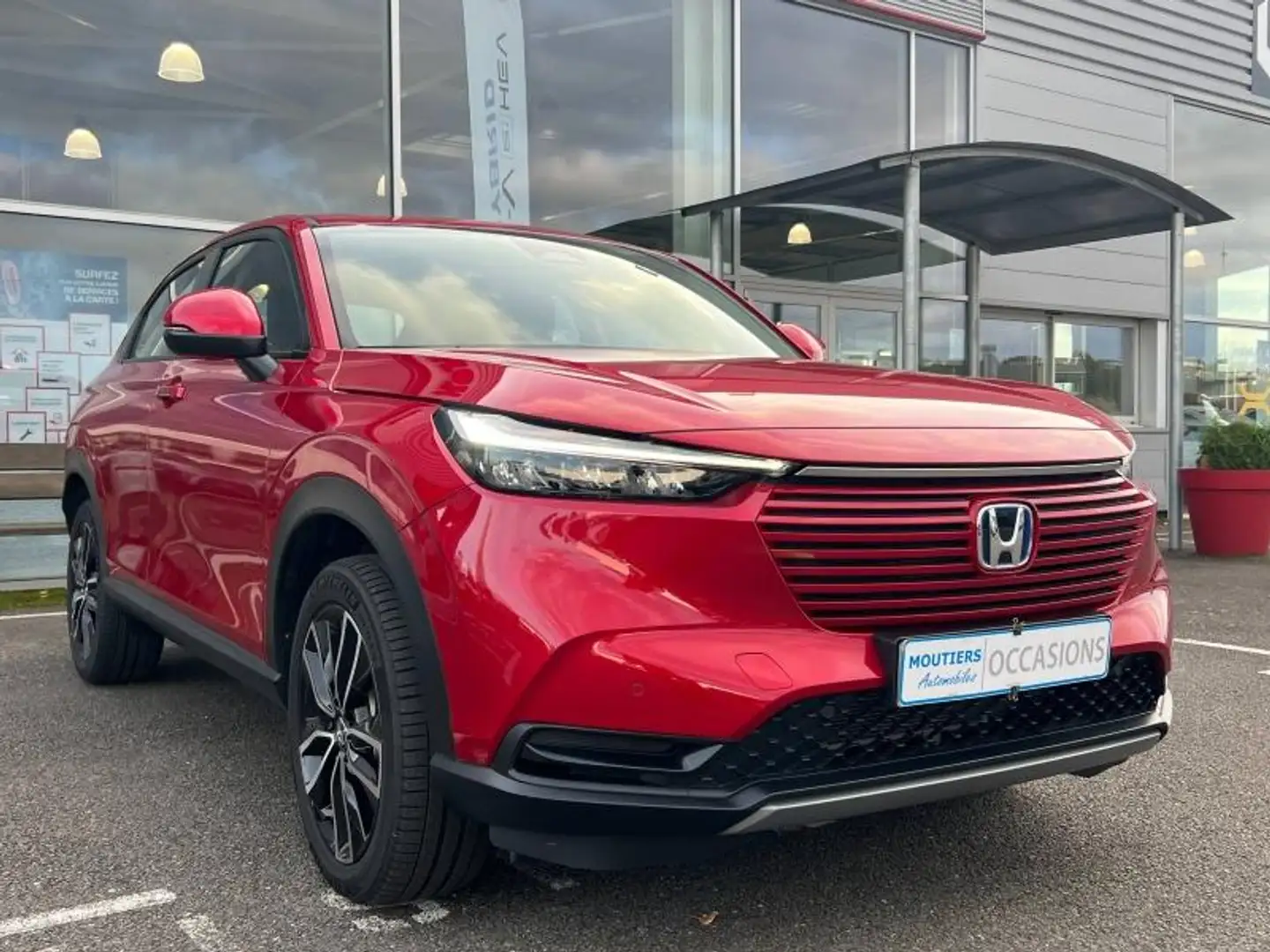 Honda HR-V 1.5 i-MMD 131ch e:HEV Executive Rot - 2