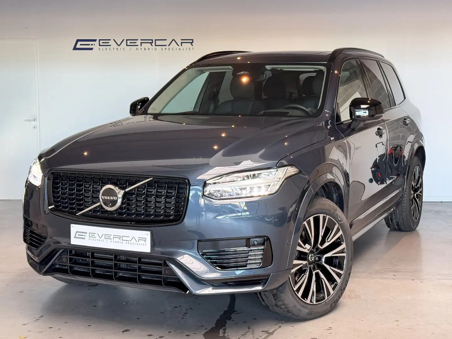Volvo XC90 XC90 T8 AWD Ultra Dark **TOWHOOK*PANO*H&K SOUND** Bleu - 1