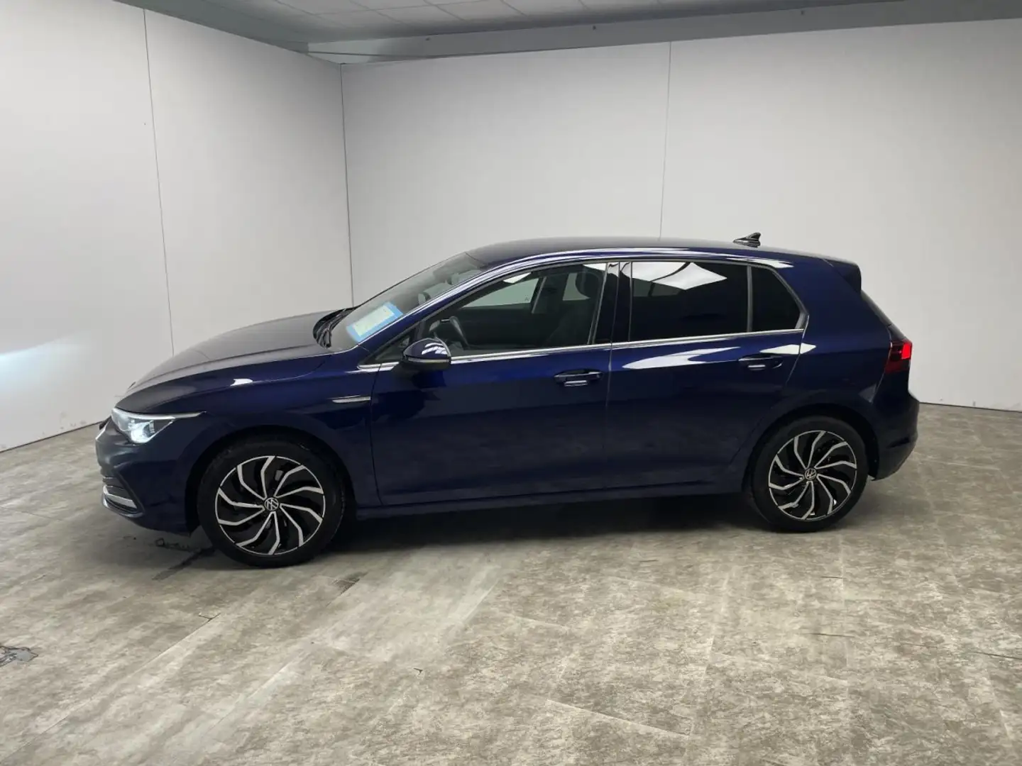 Volkswagen Golf VIII 1.5 eTSI DSG Style Klima Navi Rückfahrkamera Blau - 2