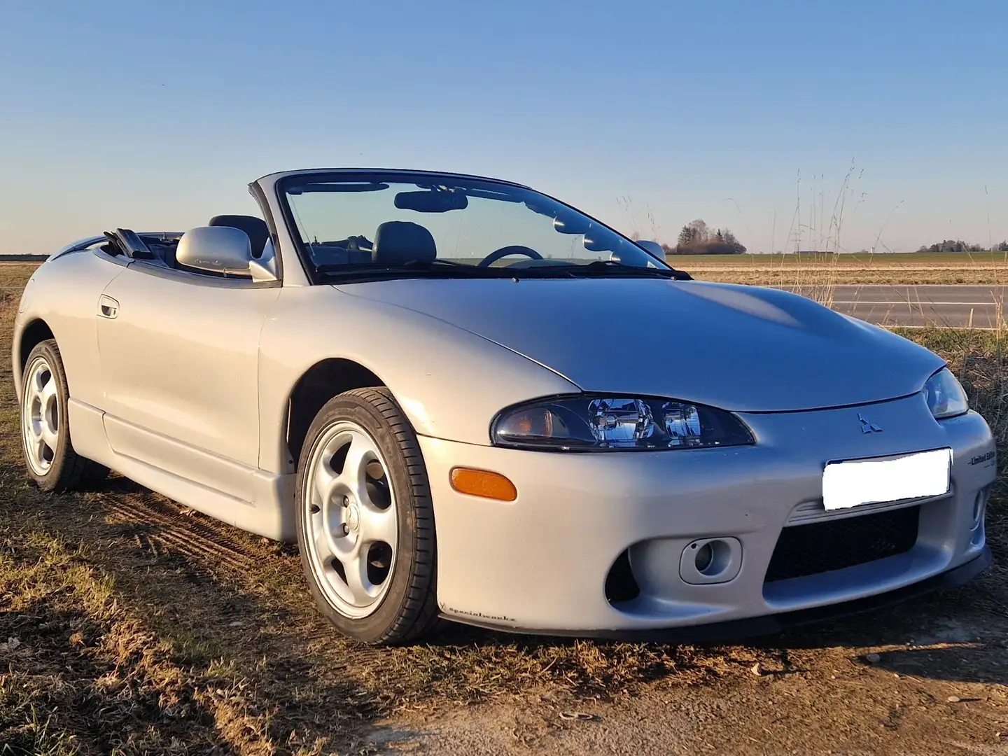 Mitsubishi Eclipse GST Spyder Plateado - 2