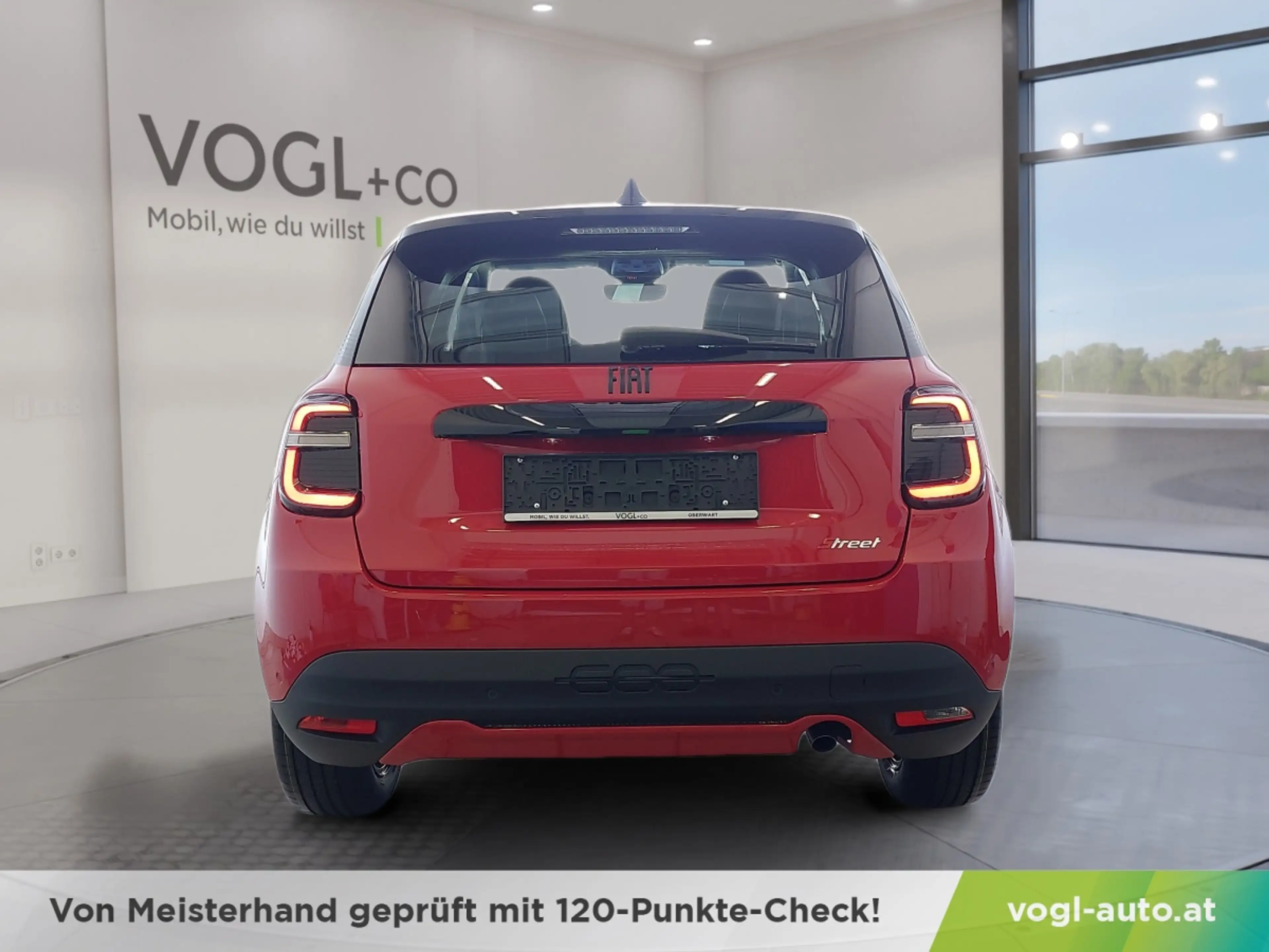 Fiat 600 STREET Benzin — photo 7