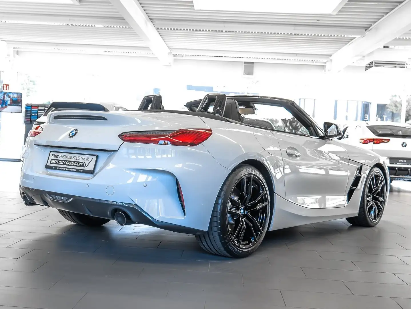 BMW Z4 sDrive30i M Sport DAB LED Klimaauto. WLAN LC Prof. Bílá - 2