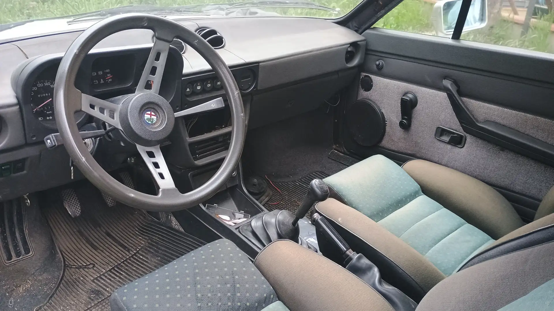 Alfa Romeo Alfasud Alfasud 1.300 sprint Gri - 1