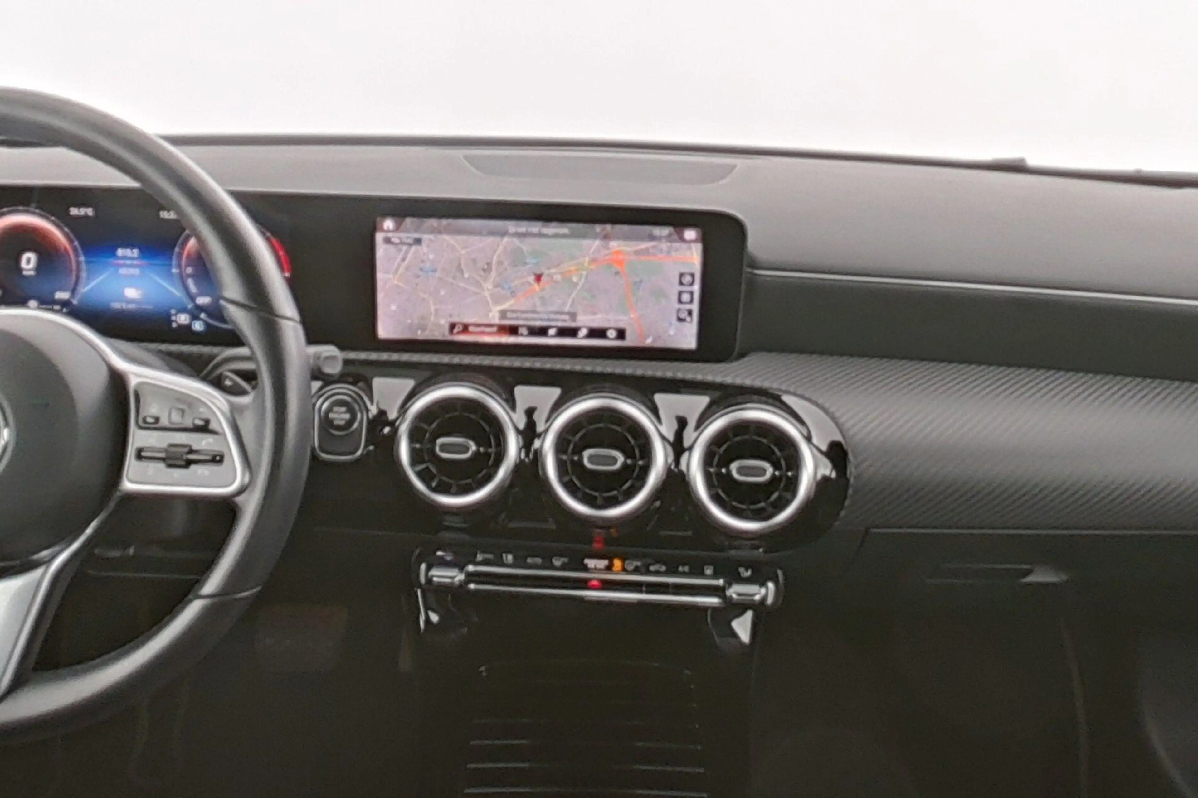 Mercedes-Benz A 250 e Business Line — photo 15